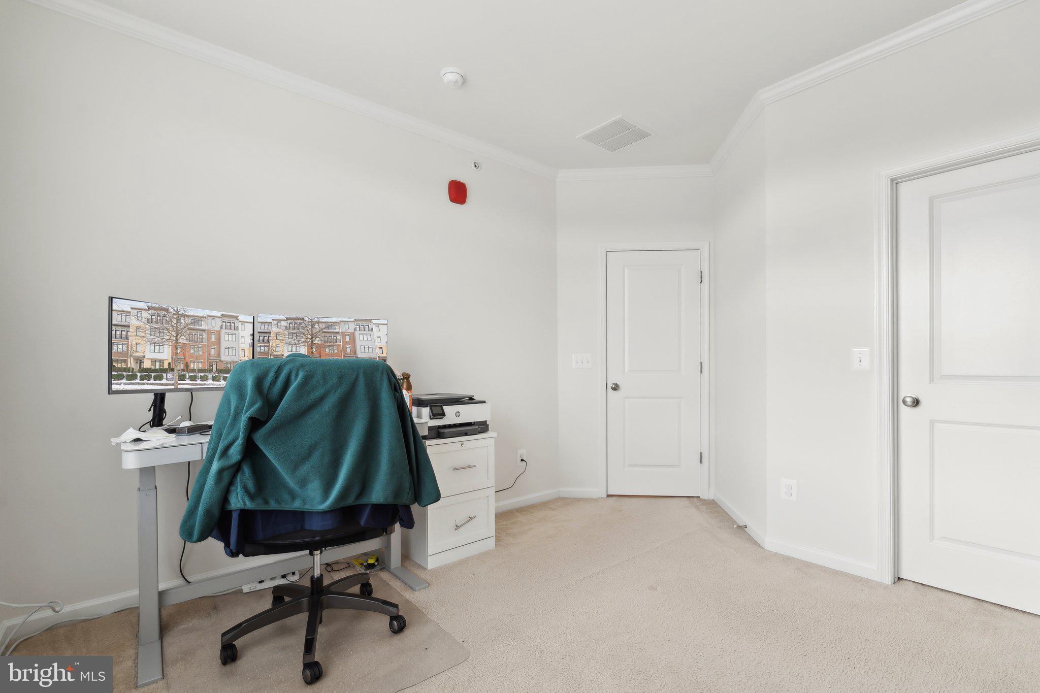 LOFTS AT VILLAGE WALK - Residential Lease