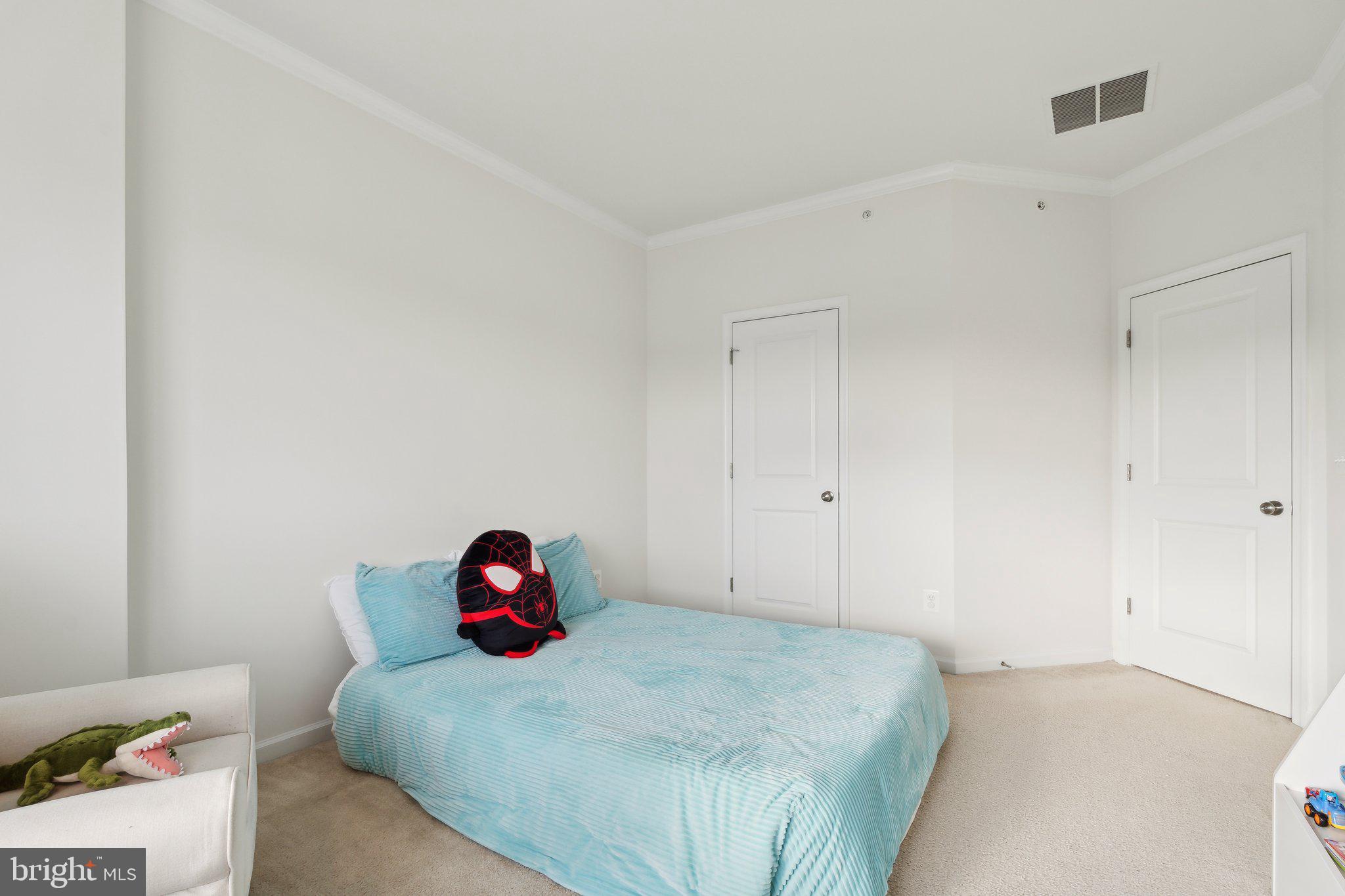 LOFTS AT VILLAGE WALK - Residential Lease