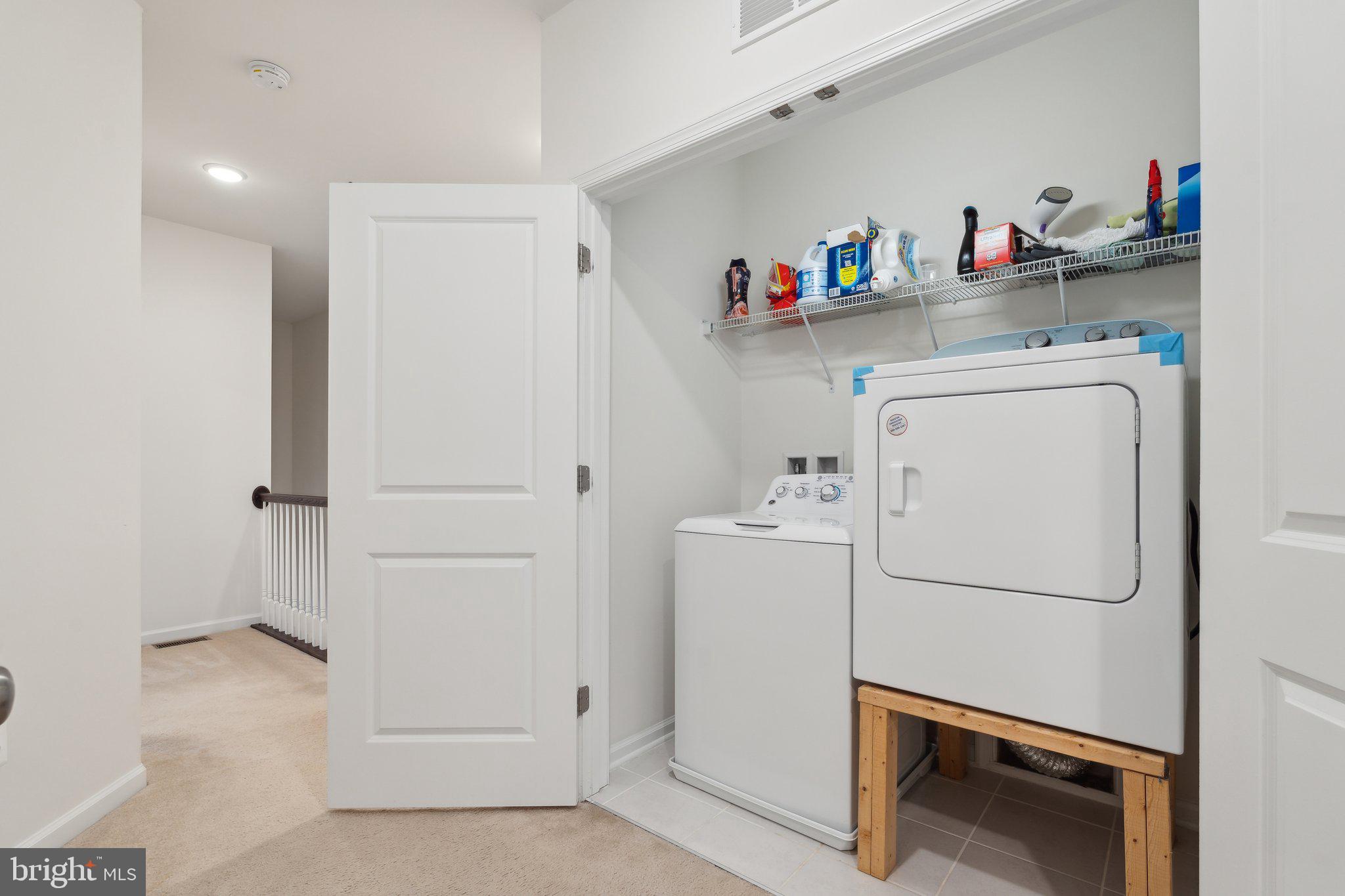 LOFTS AT VILLAGE WALK - Residential Lease