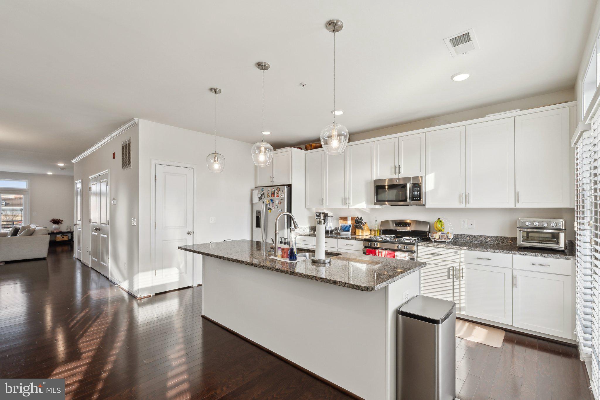 LOFTS AT VILLAGE WALK - Residential Lease