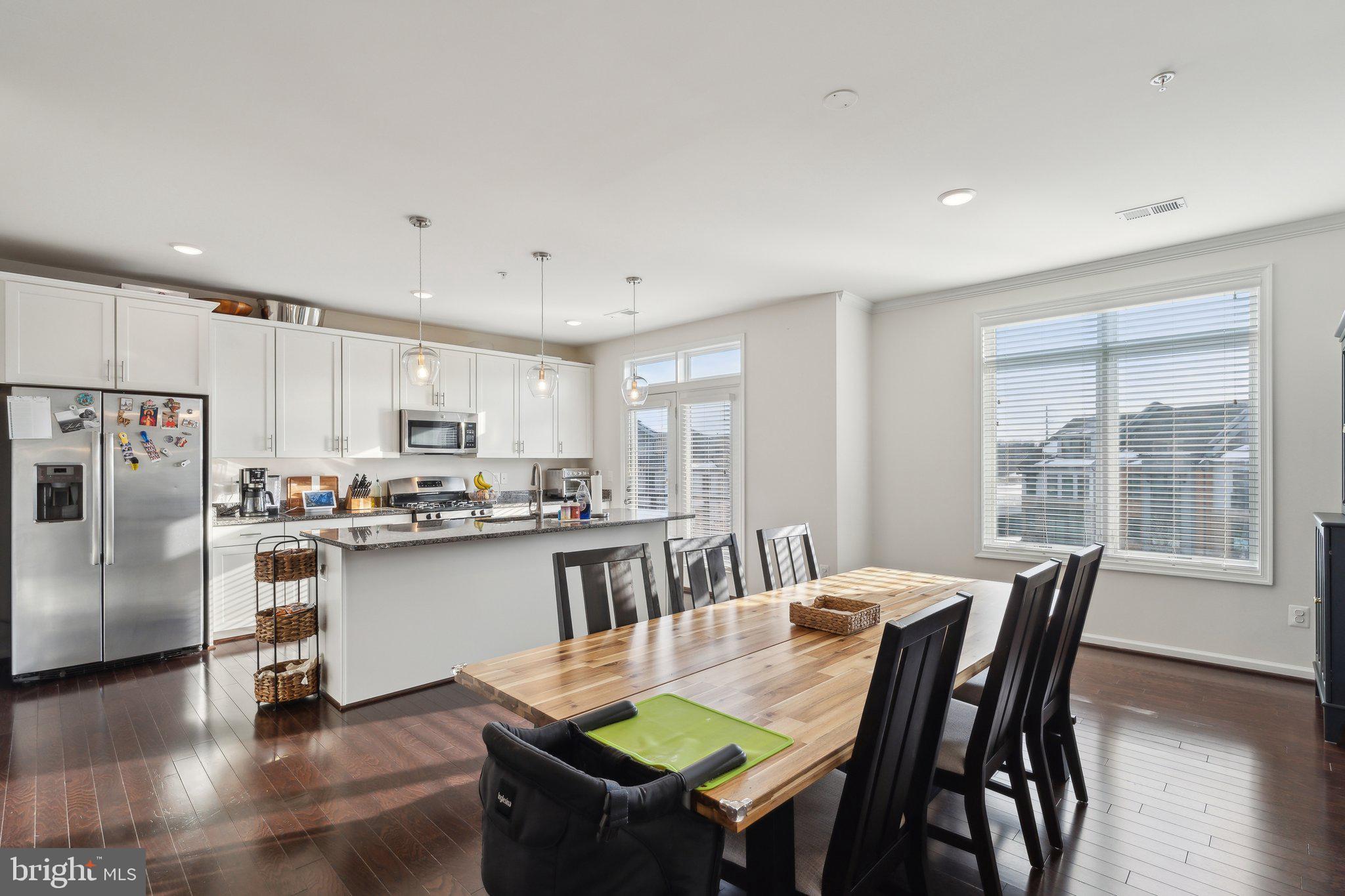 LOFTS AT VILLAGE WALK - Residential Lease