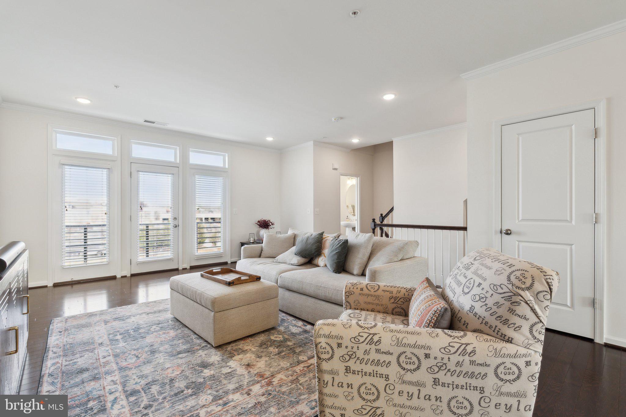 LOFTS AT VILLAGE WALK - Residential Lease