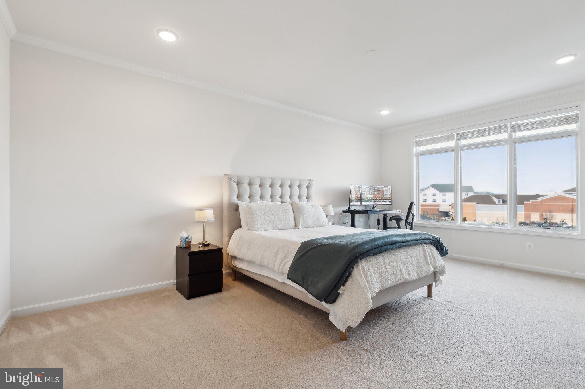 LOFTS AT VILLAGE WALK - Residential Lease