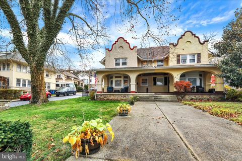 430 CARSONIA AVENUE READING PA 19606