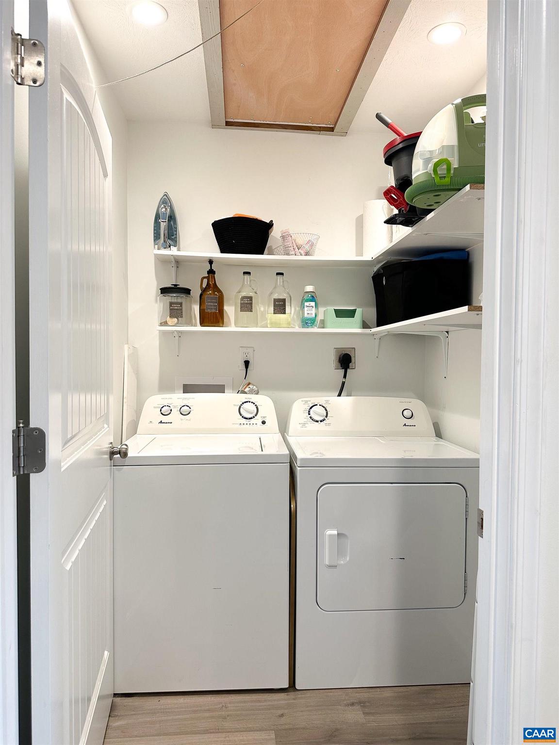 GROTTOES - Residential