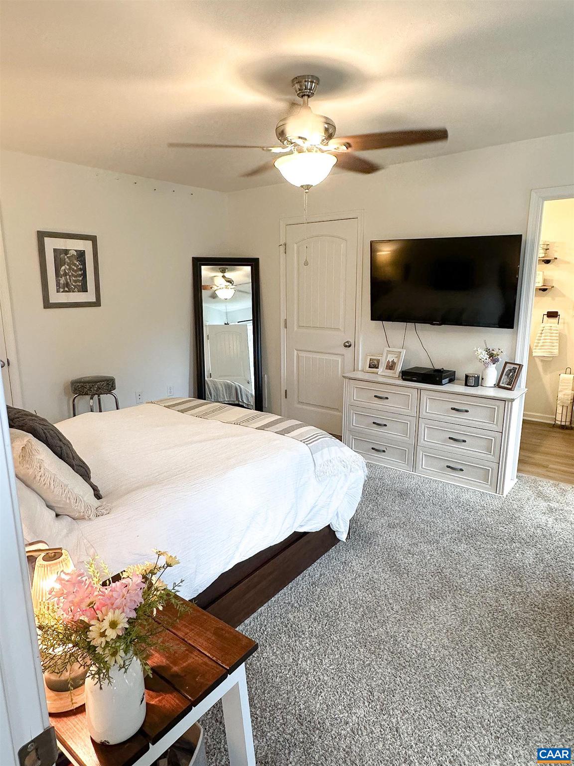 GROTTOES - Residential