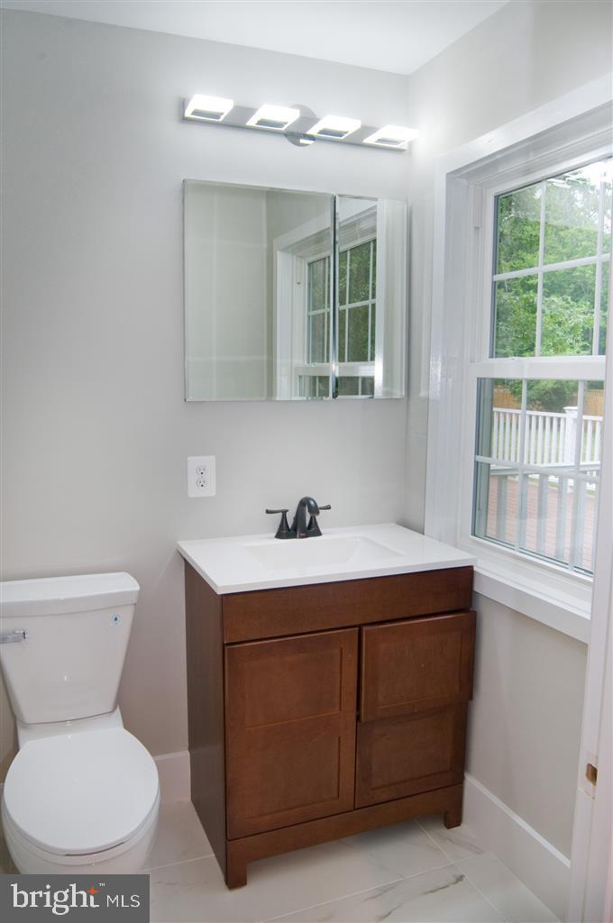 HAZELWOOD - Residential Lease