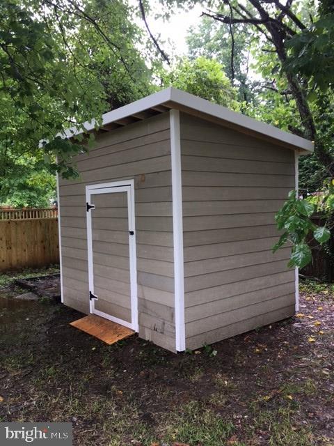 HAZELWOOD - Residential Lease