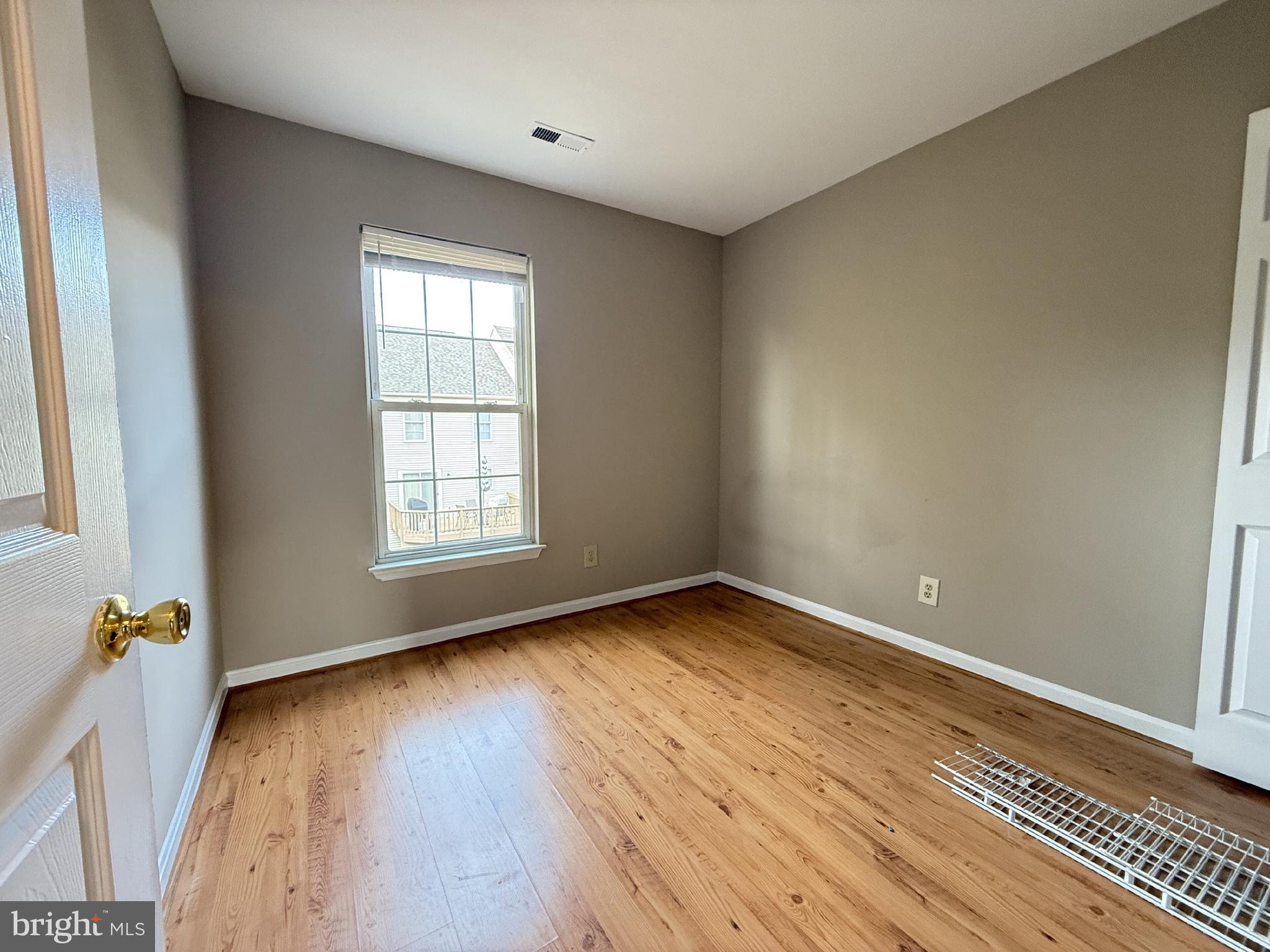 PRINCETON WOODS - Residential Lease