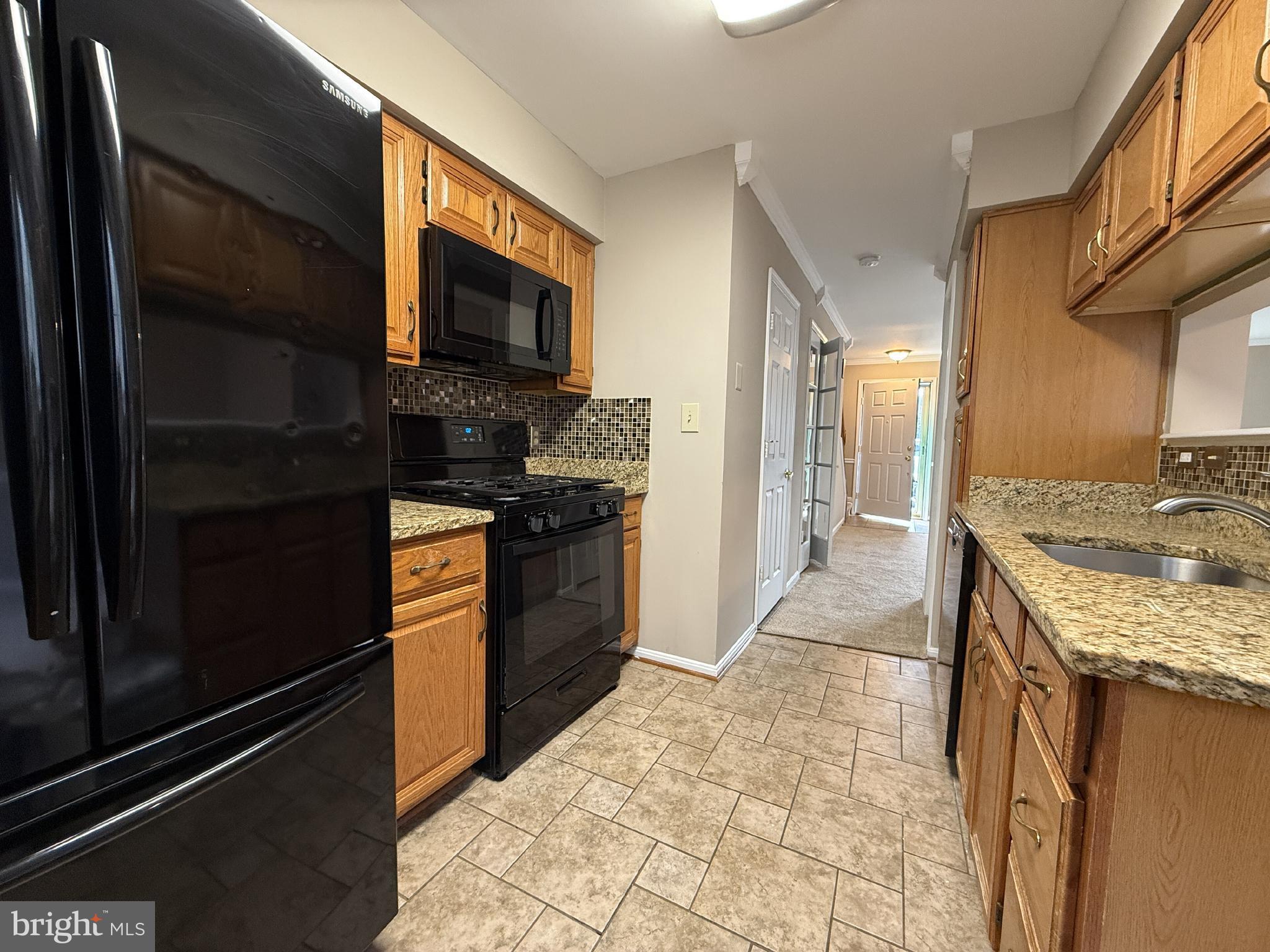 PRINCETON WOODS - Residential Lease