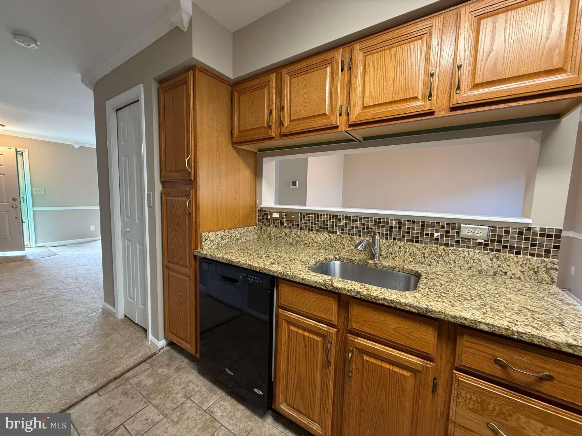 PRINCETON WOODS - Residential Lease