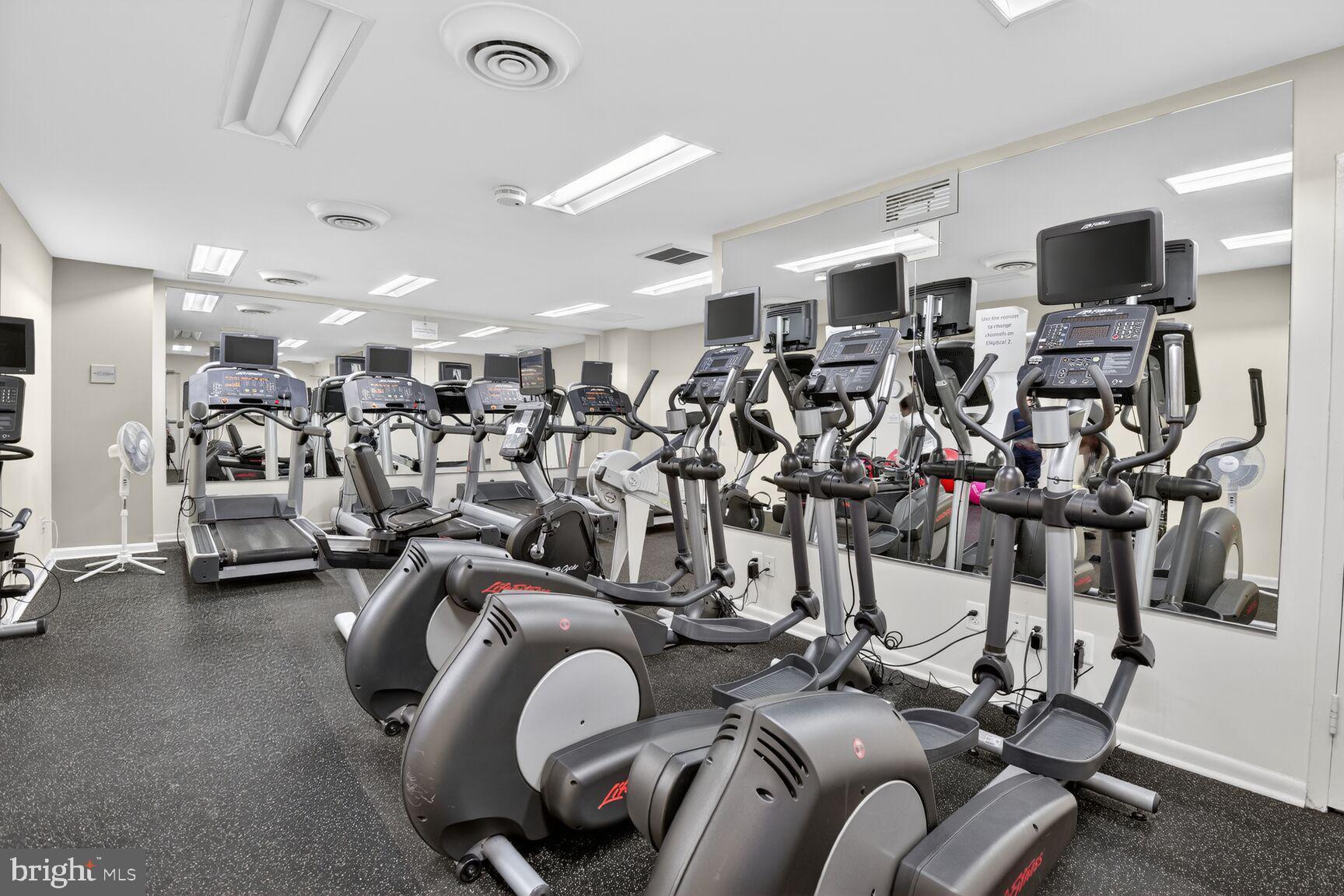 4620 NORTH PARK AVE - Residential