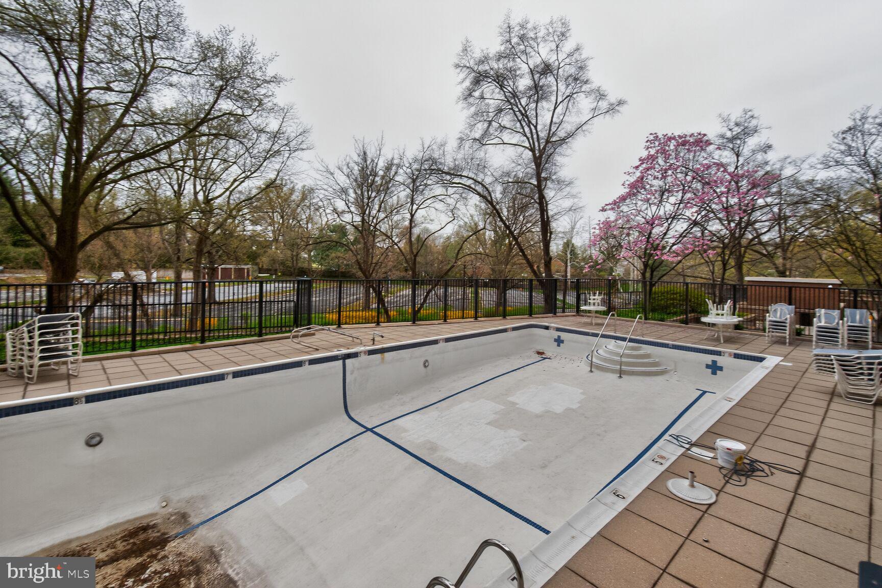 4620 NORTH PARK AVE - Residential