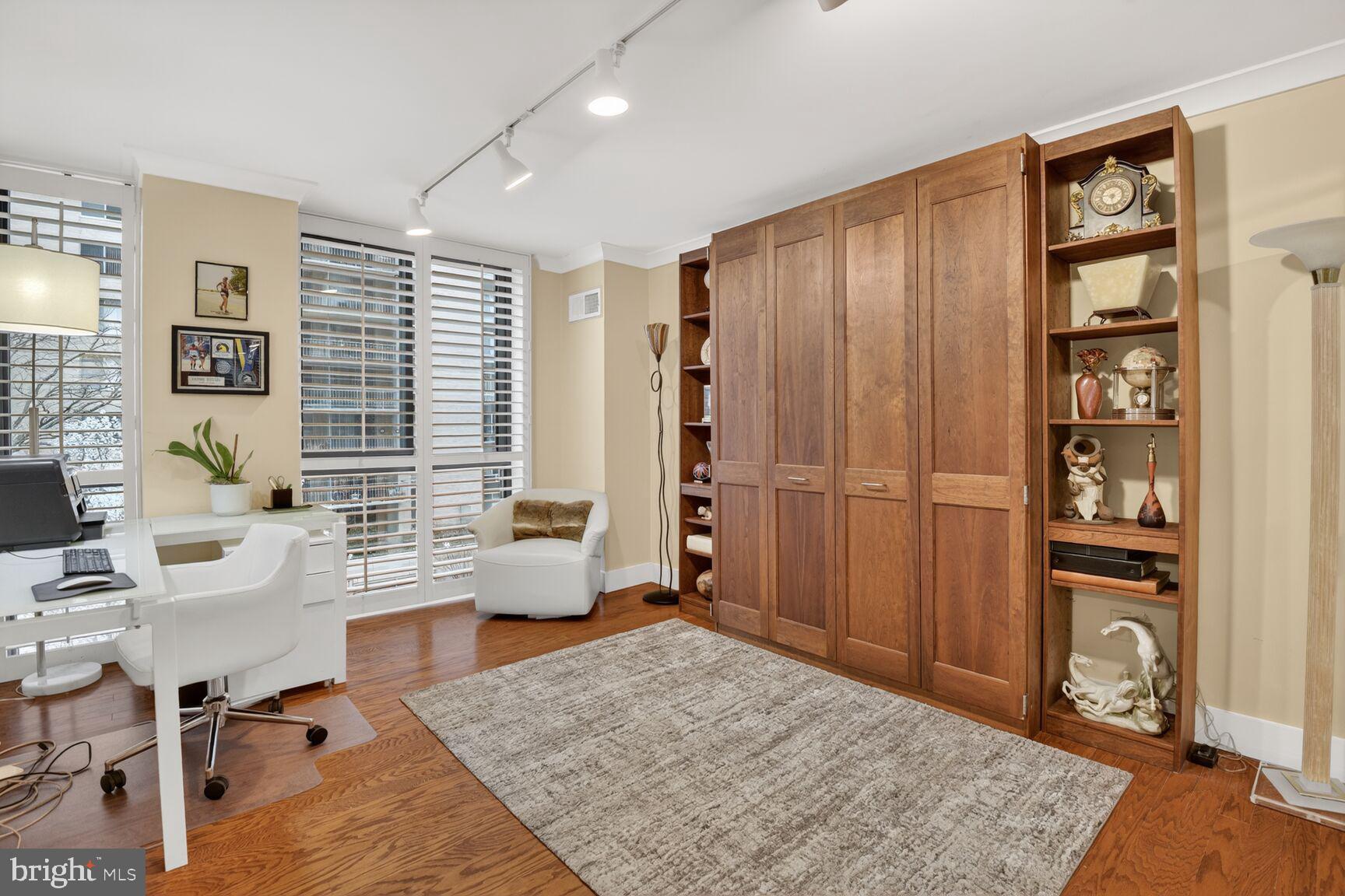 4620 NORTH PARK AVE - Residential