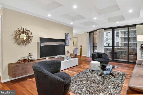 Condo For Sale - 4620 N Park Avenue #402W<br/> CHEVY CHASE, MD 20815