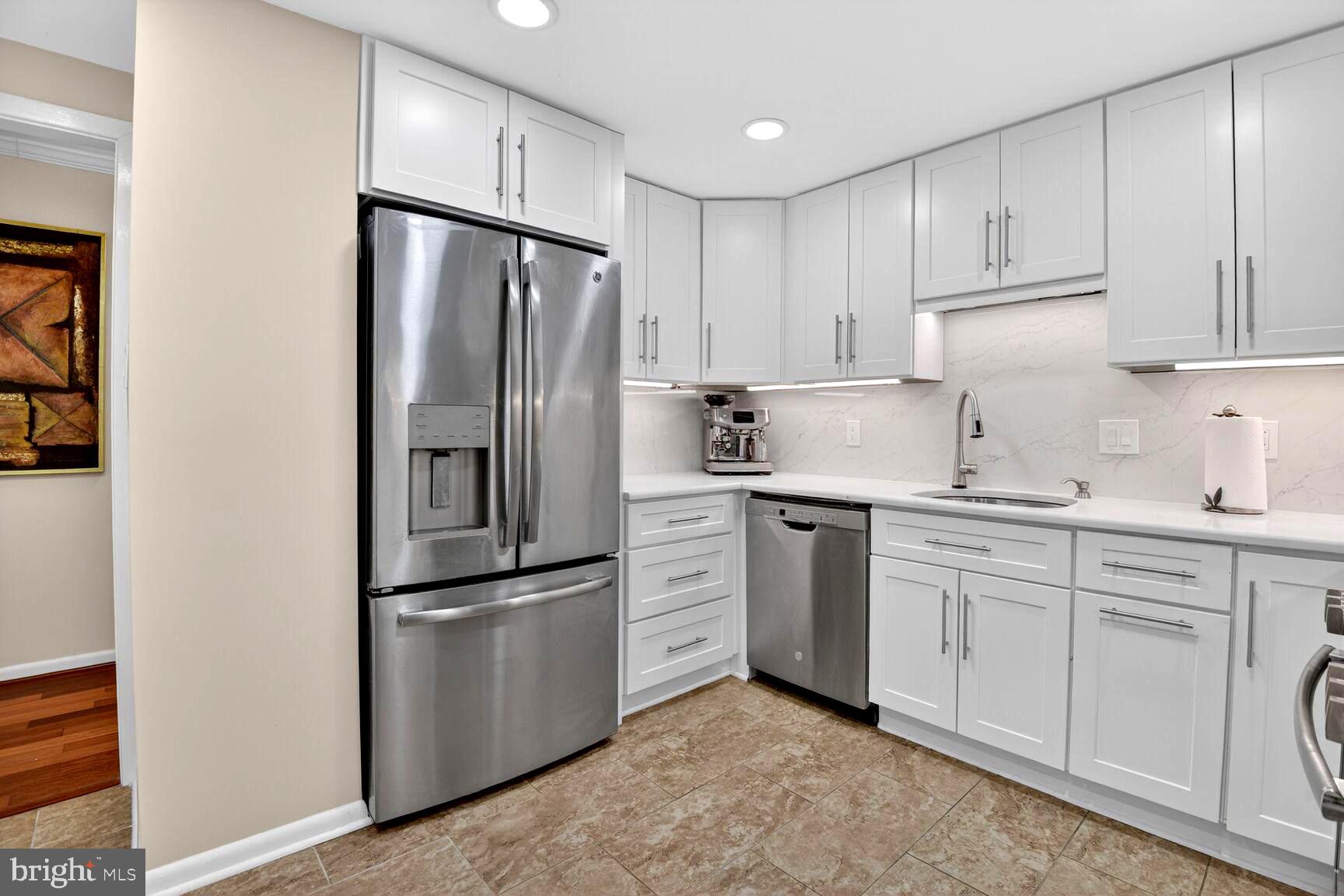 4620 NORTH PARK AVE - Residential