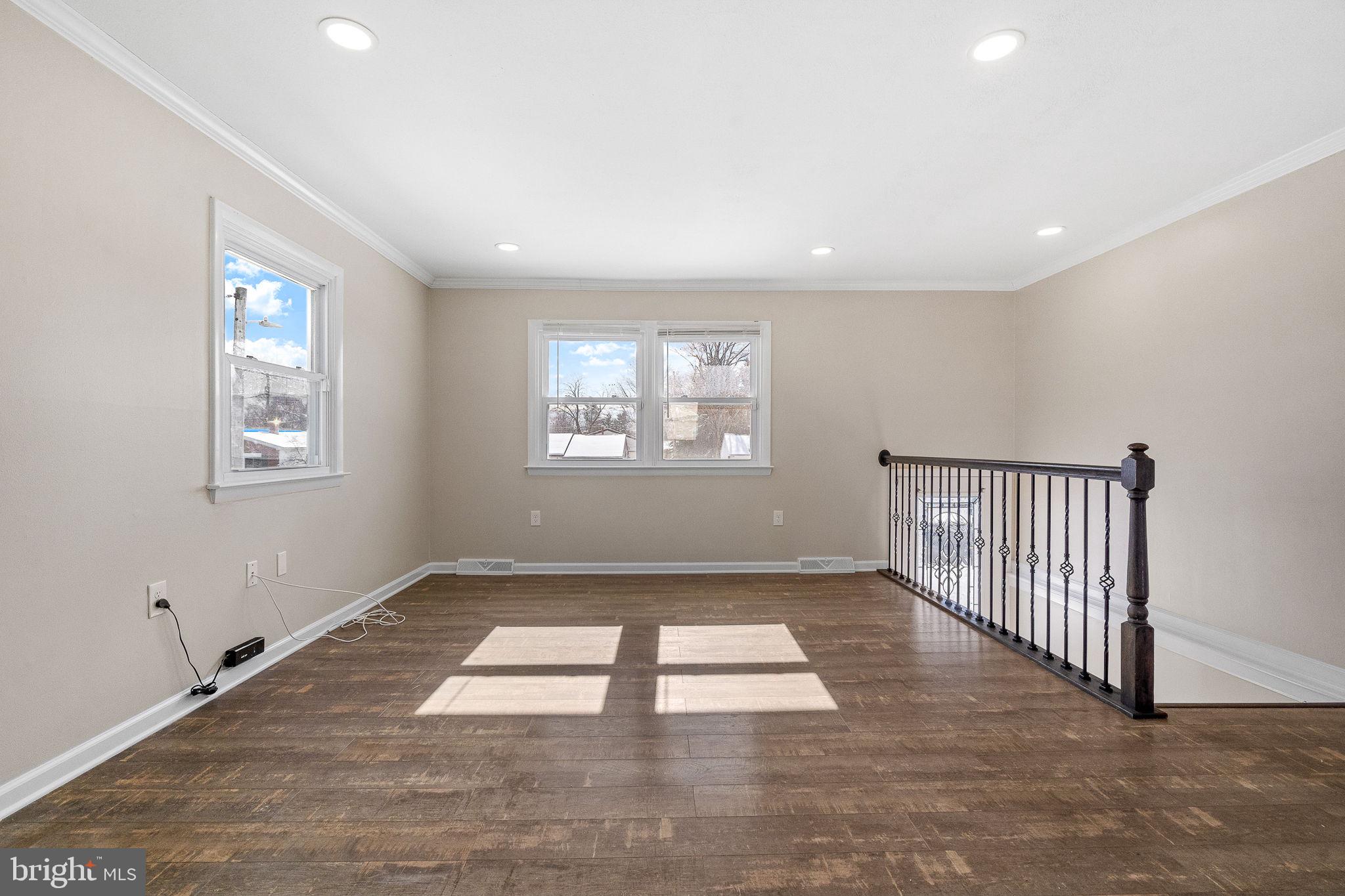 BREA MAR MANOR - Residential