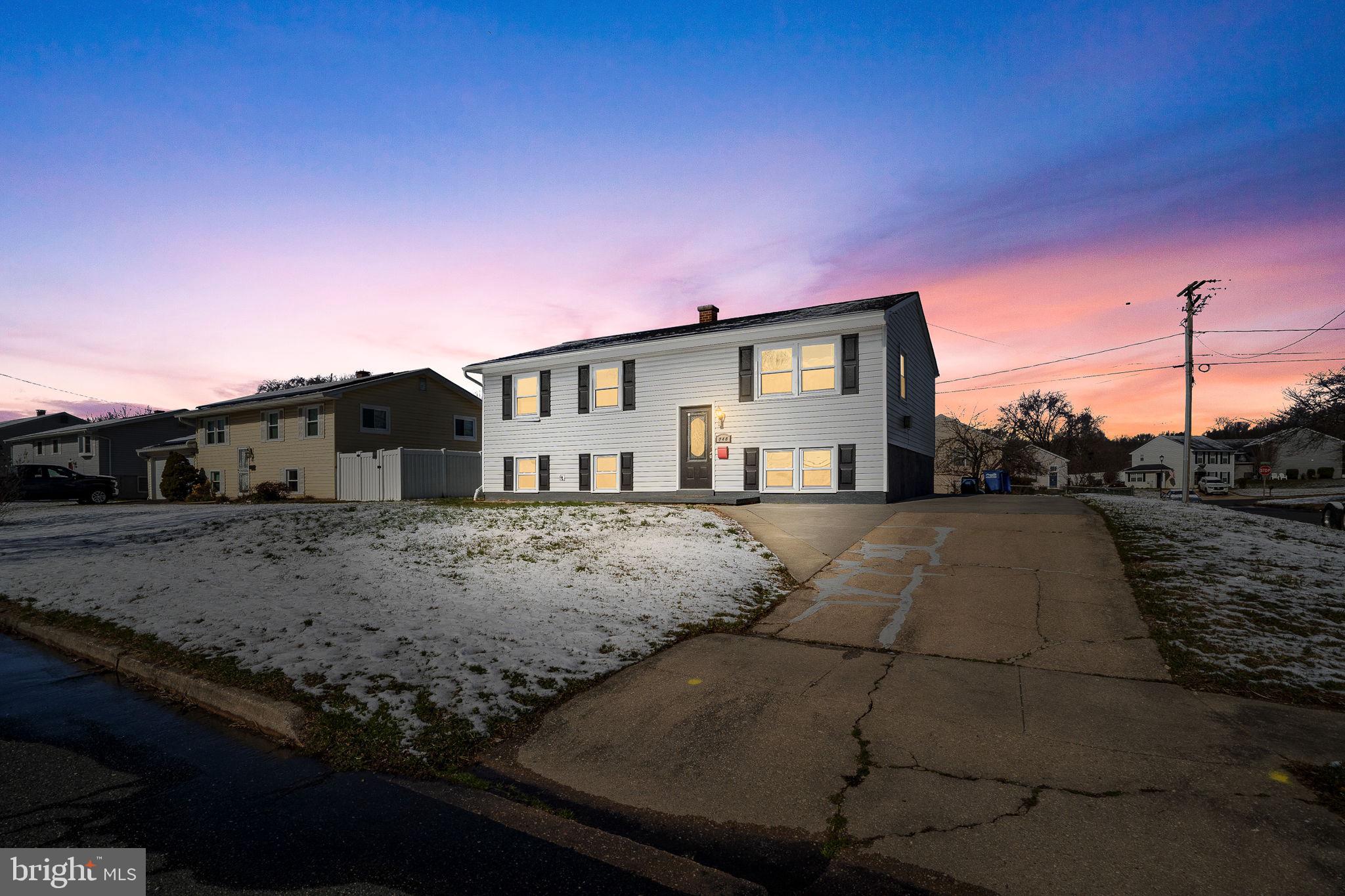 BREA MAR MANOR - Residential