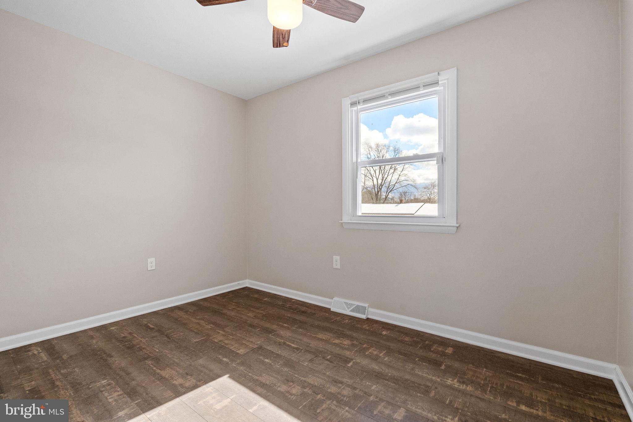 BREA MAR MANOR - Residential