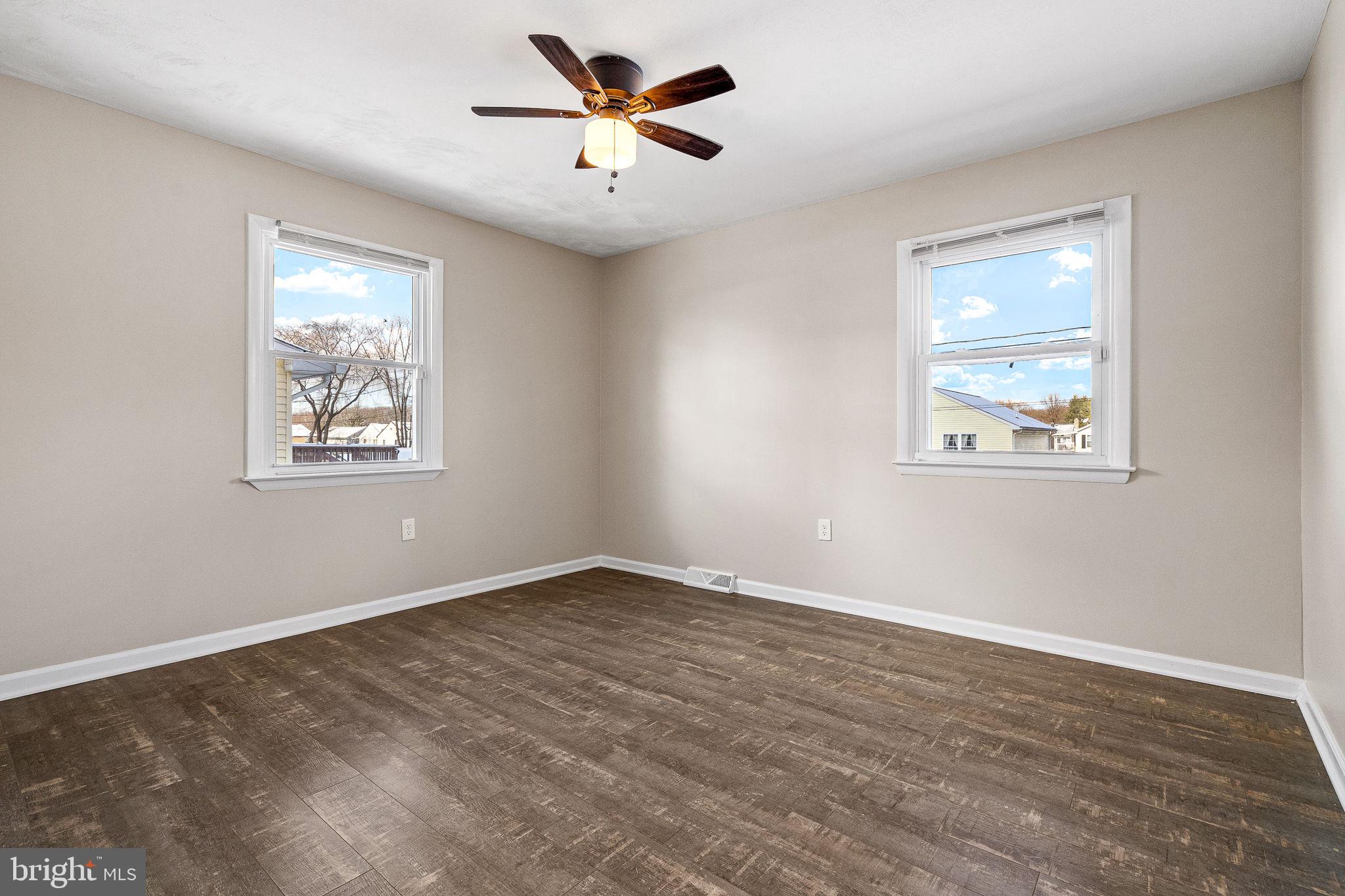 BREA MAR MANOR - Residential