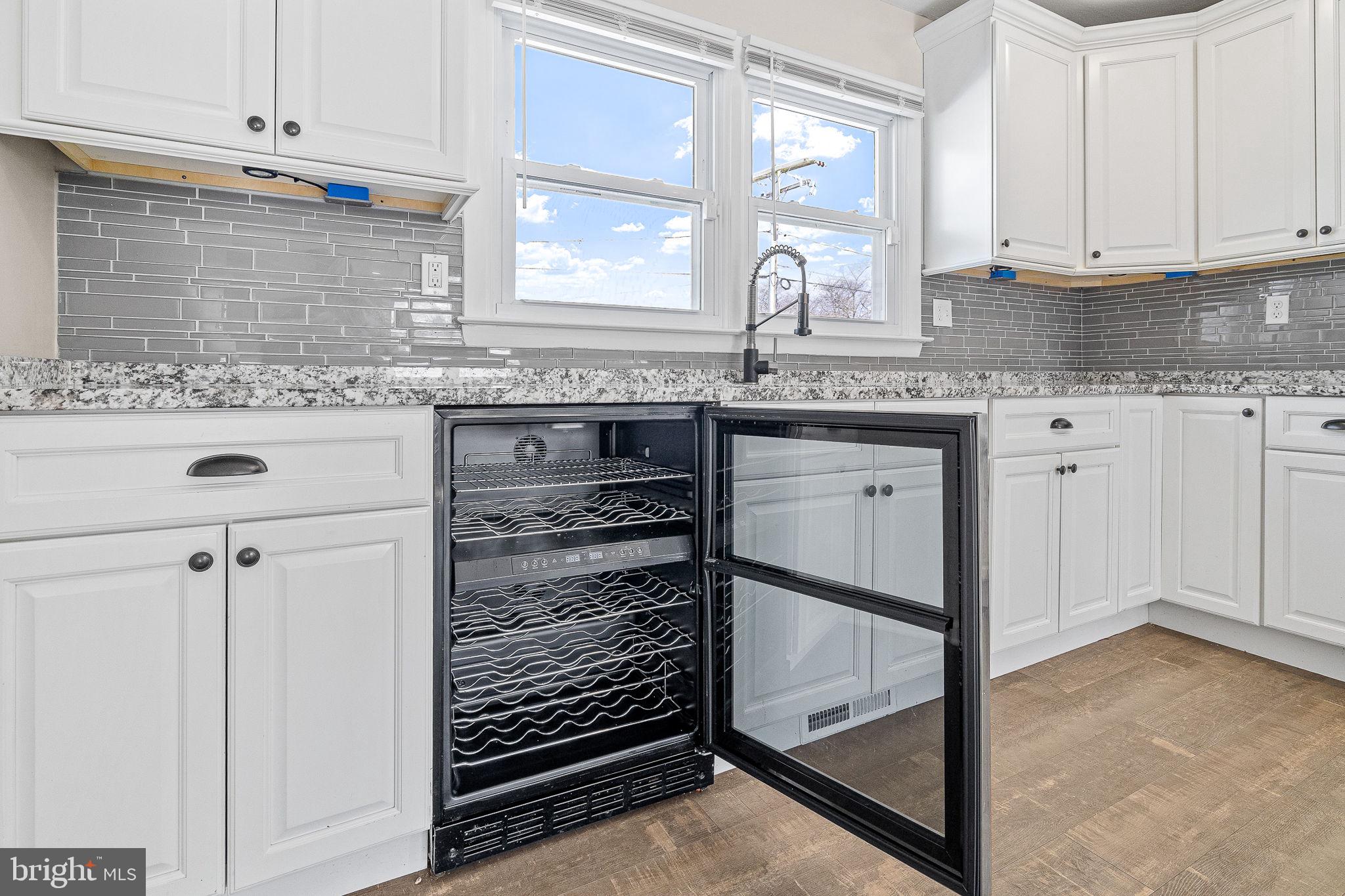 BREA MAR MANOR - Residential