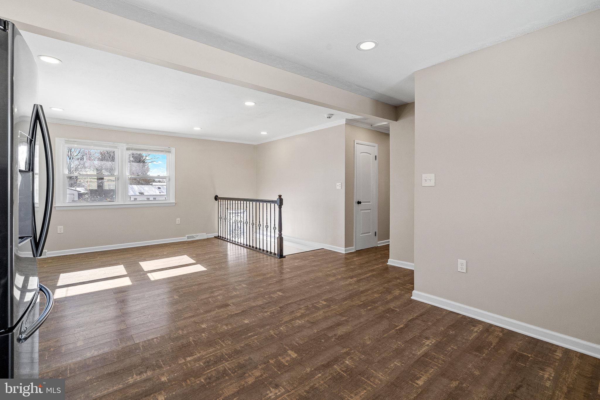 BREA MAR MANOR - Residential