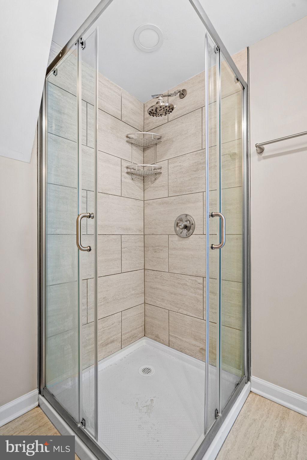 BREA MAR MANOR - Residential