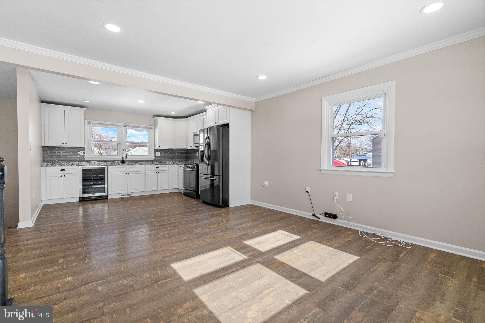 BREA MAR MANOR - Residential