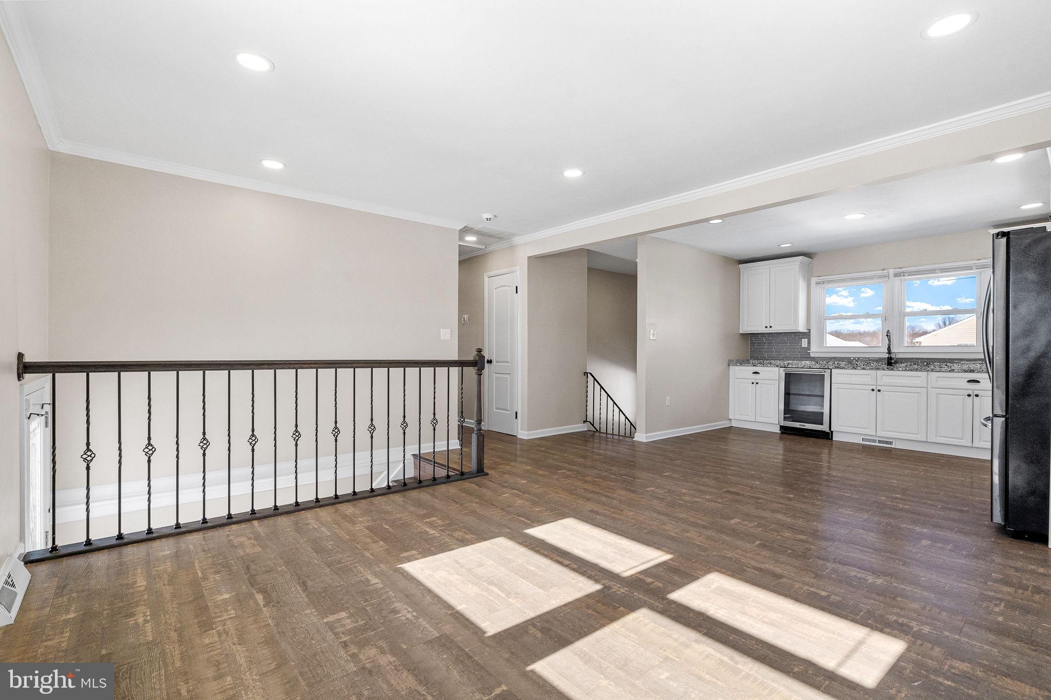 BREA MAR MANOR - Residential