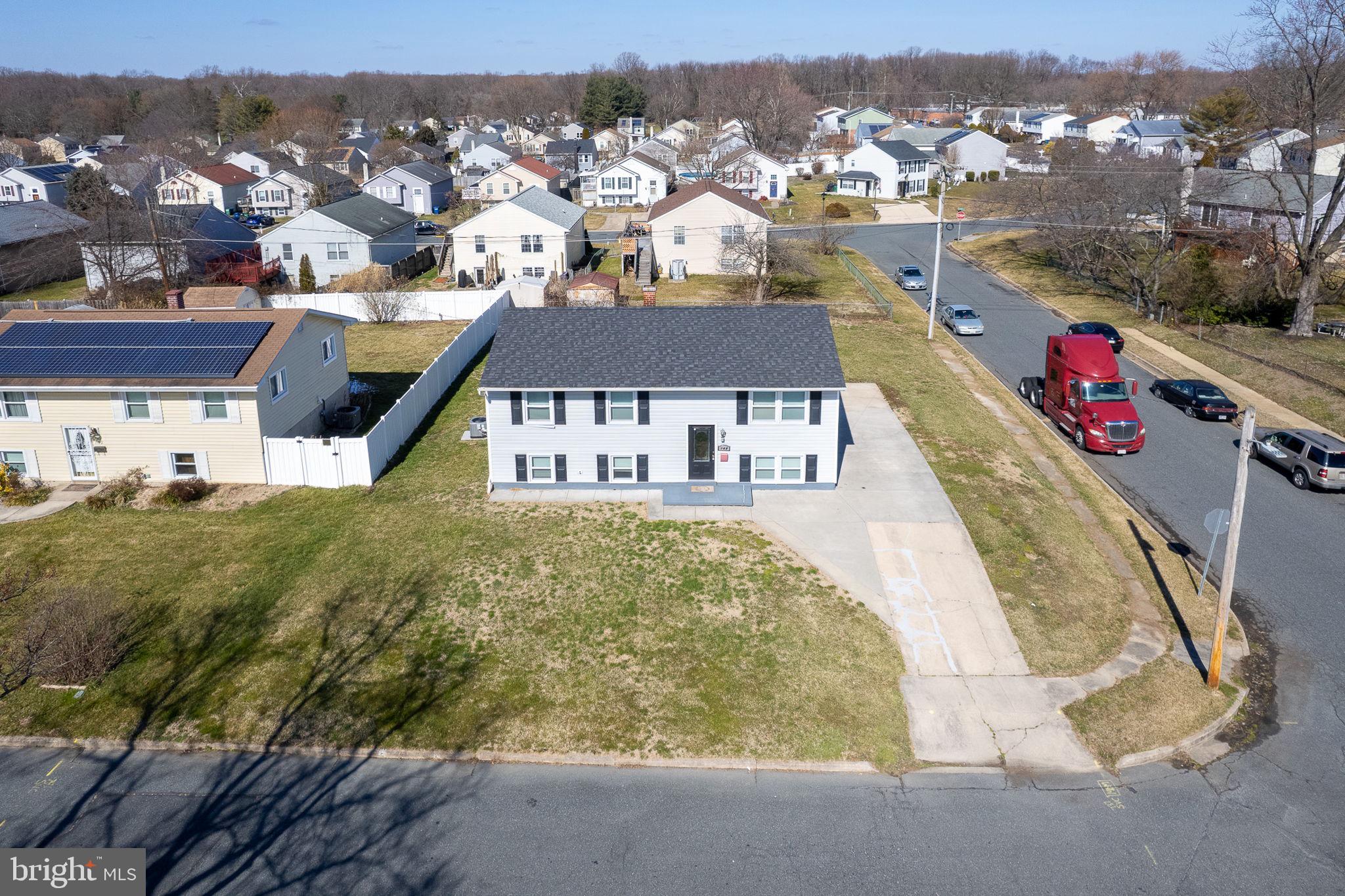 BREA MAR MANOR - Residential