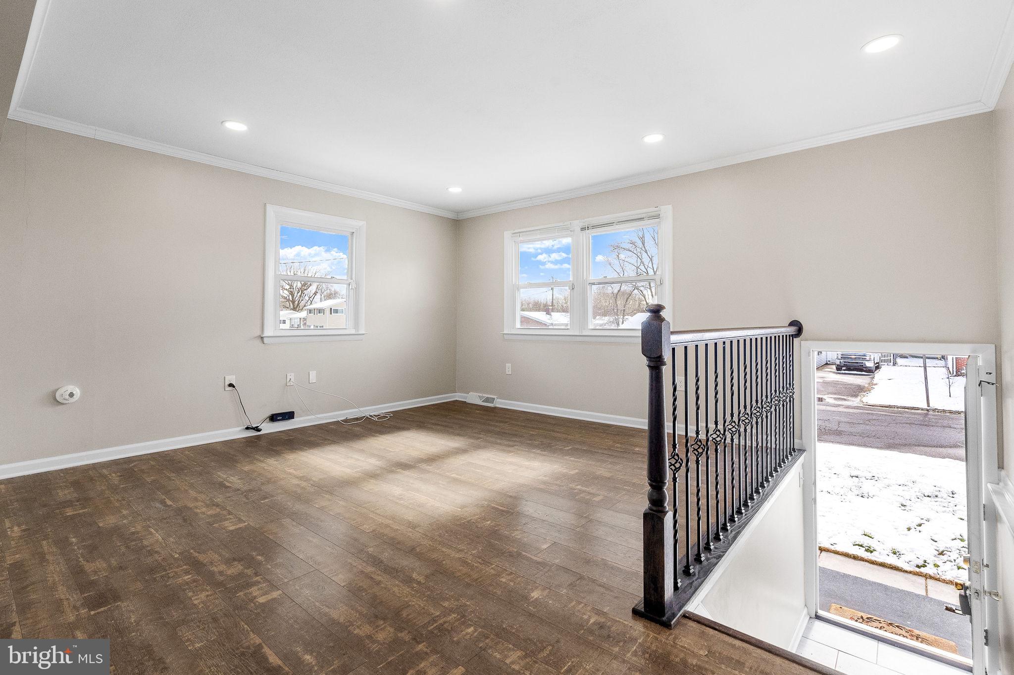 BREA MAR MANOR - Residential