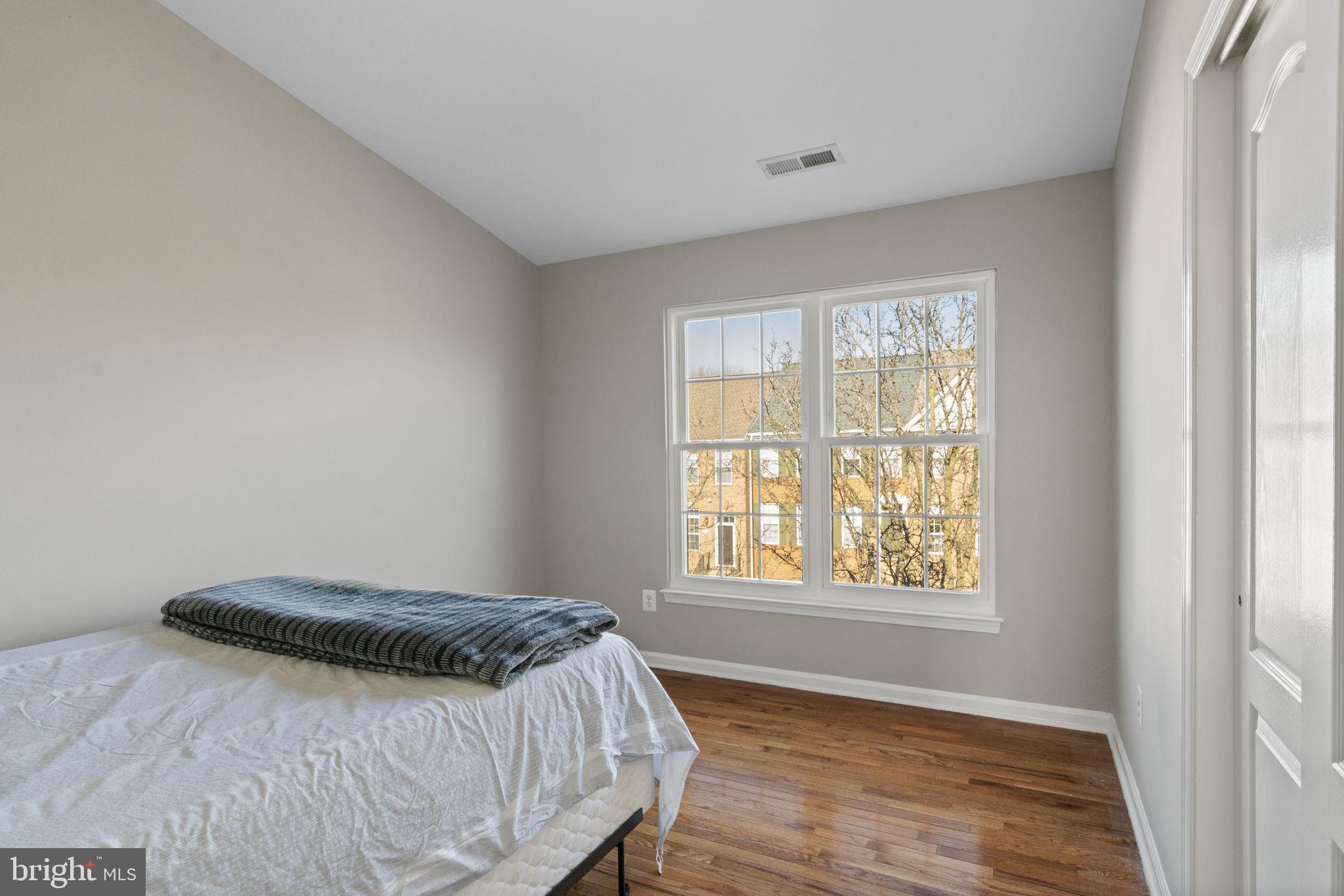 FARMWELL HUNT - Residential