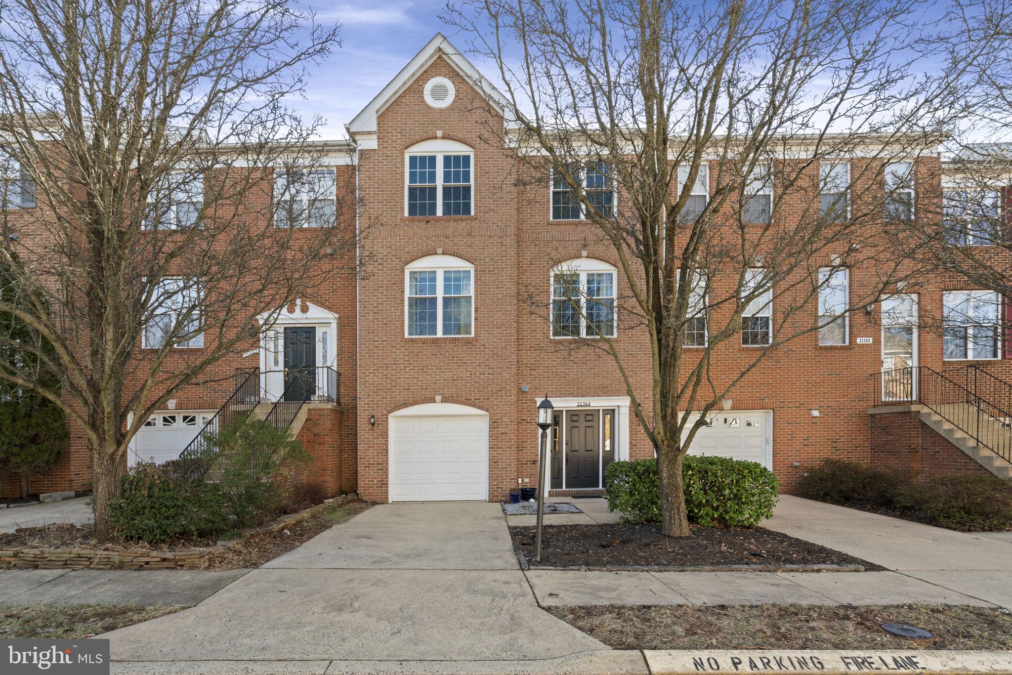 FARMWELL HUNT - Residential