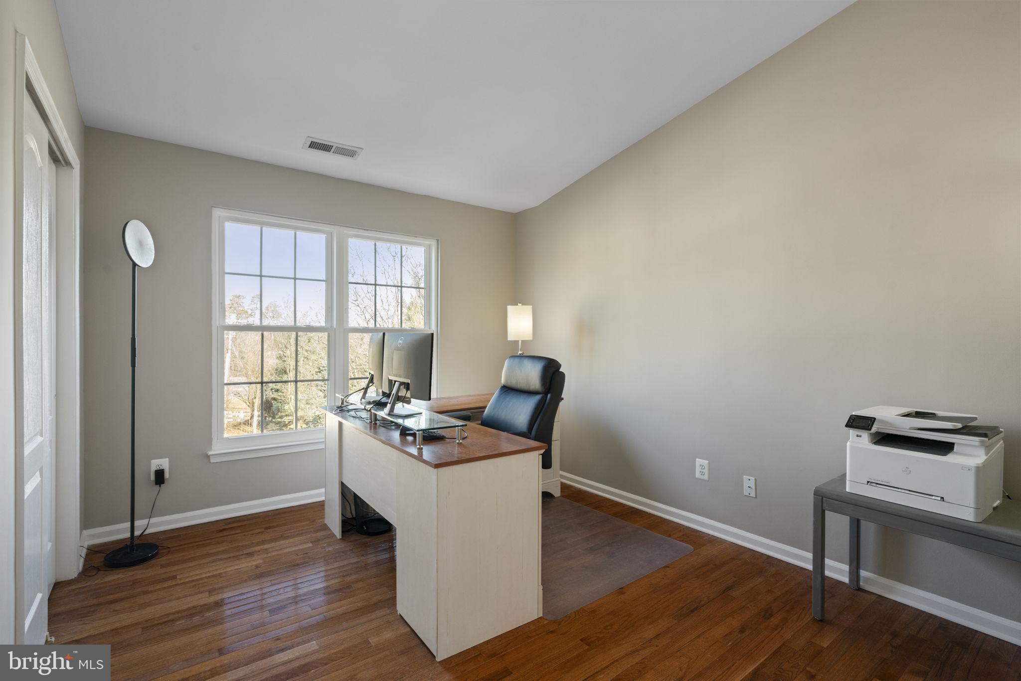 FARMWELL HUNT - Residential