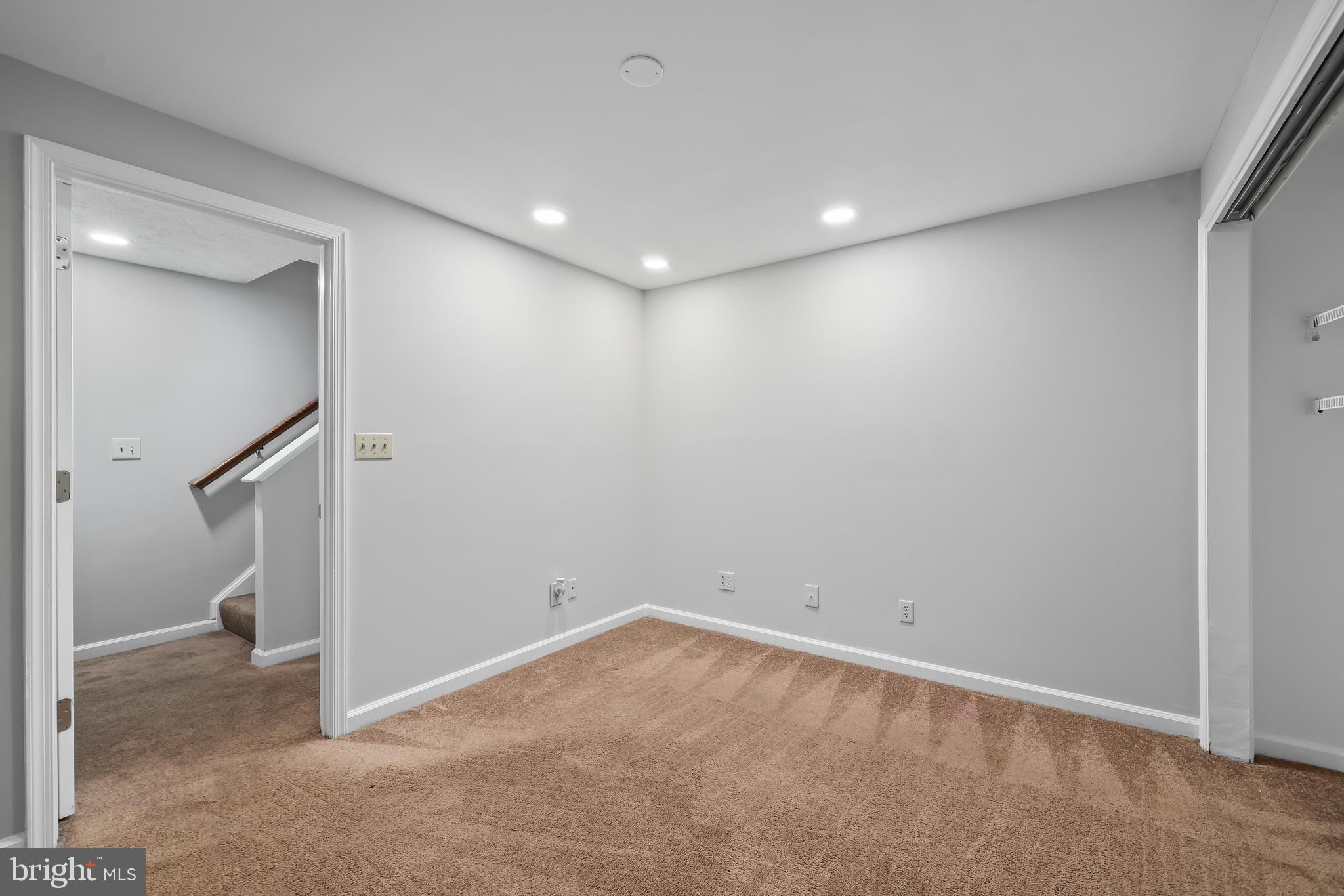 STAFFORD MEWS - Residential