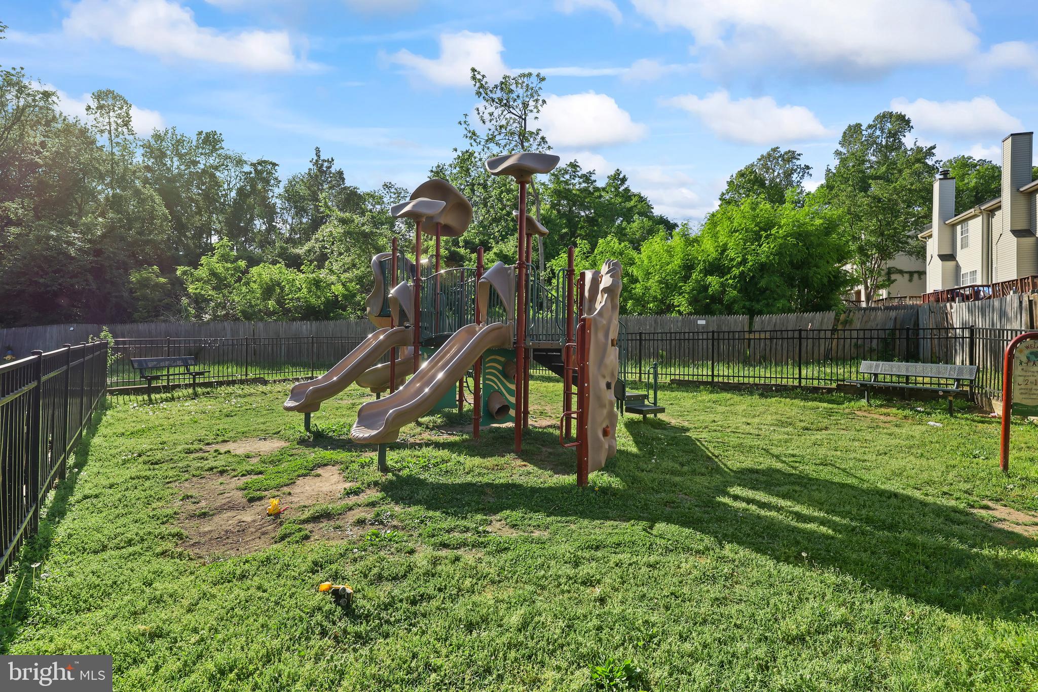 STAFFORD MEWS - Residential