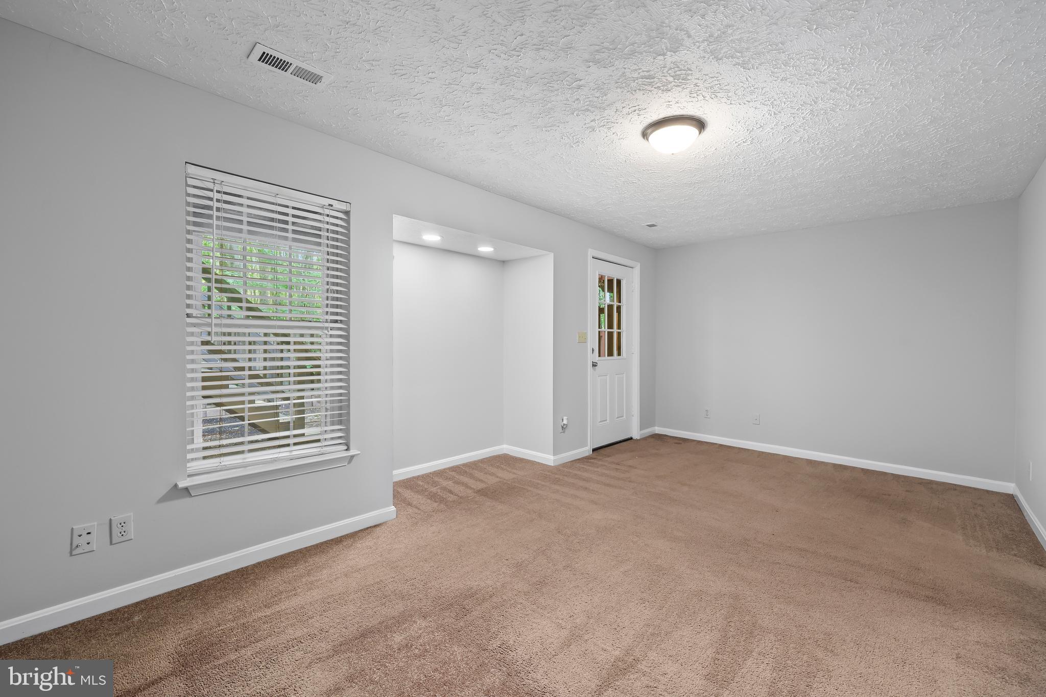 STAFFORD MEWS - Residential