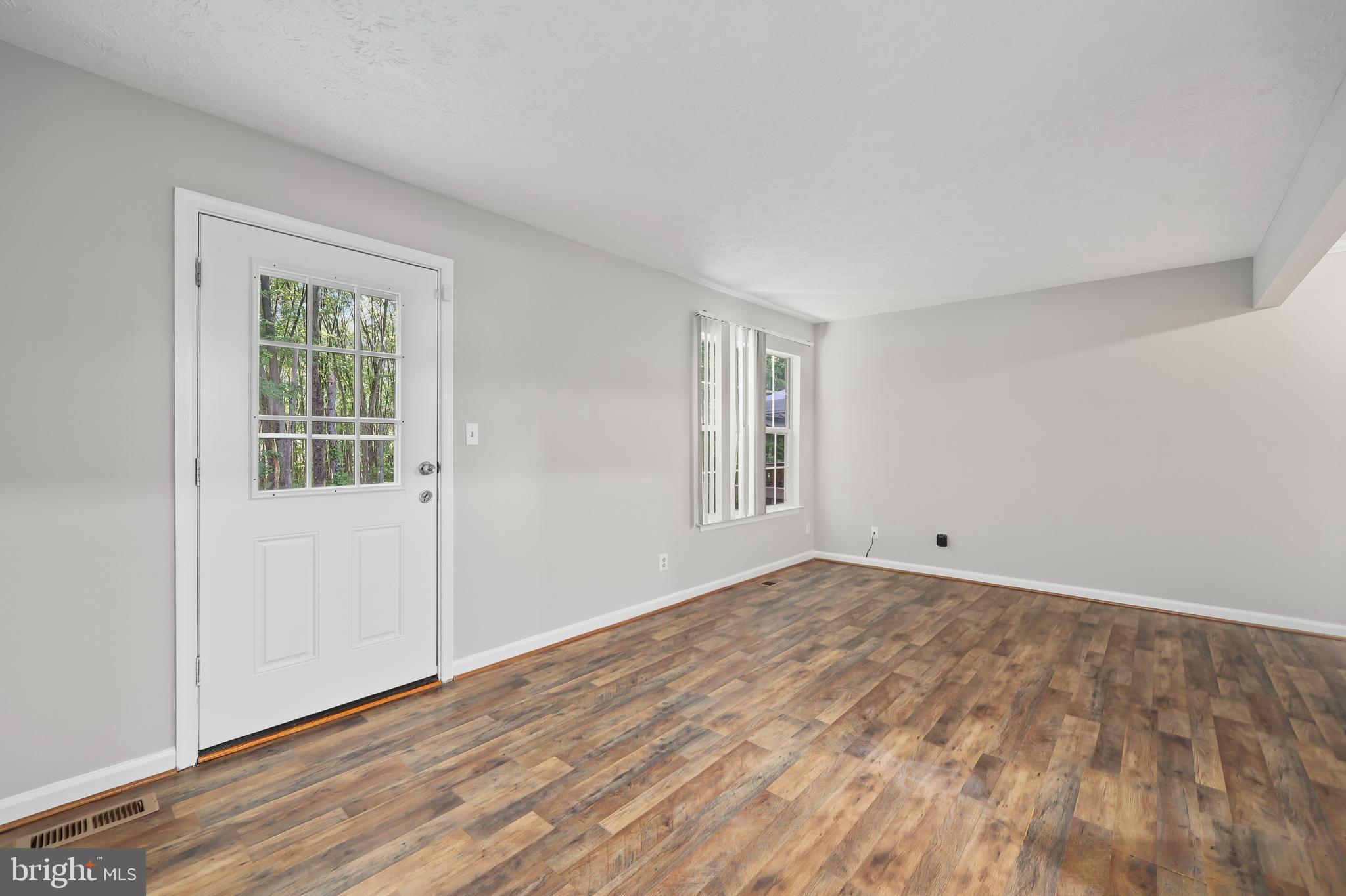 STAFFORD MEWS - Residential