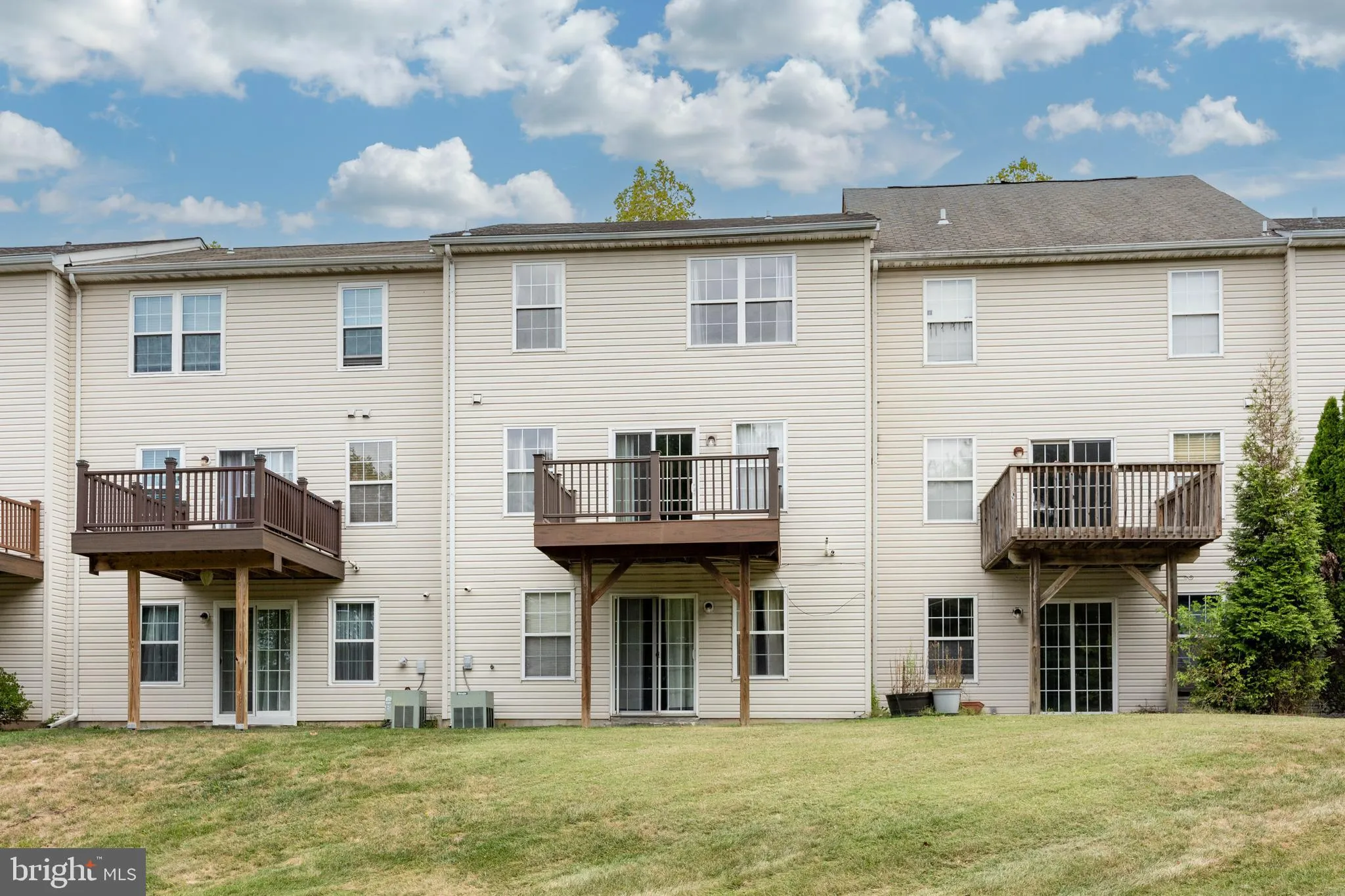 Collegeville, Pennsylvania 19426, United States, 3 Bedrooms Bedrooms, ,3 BathroomsBathrooms,Residential,Active,210662