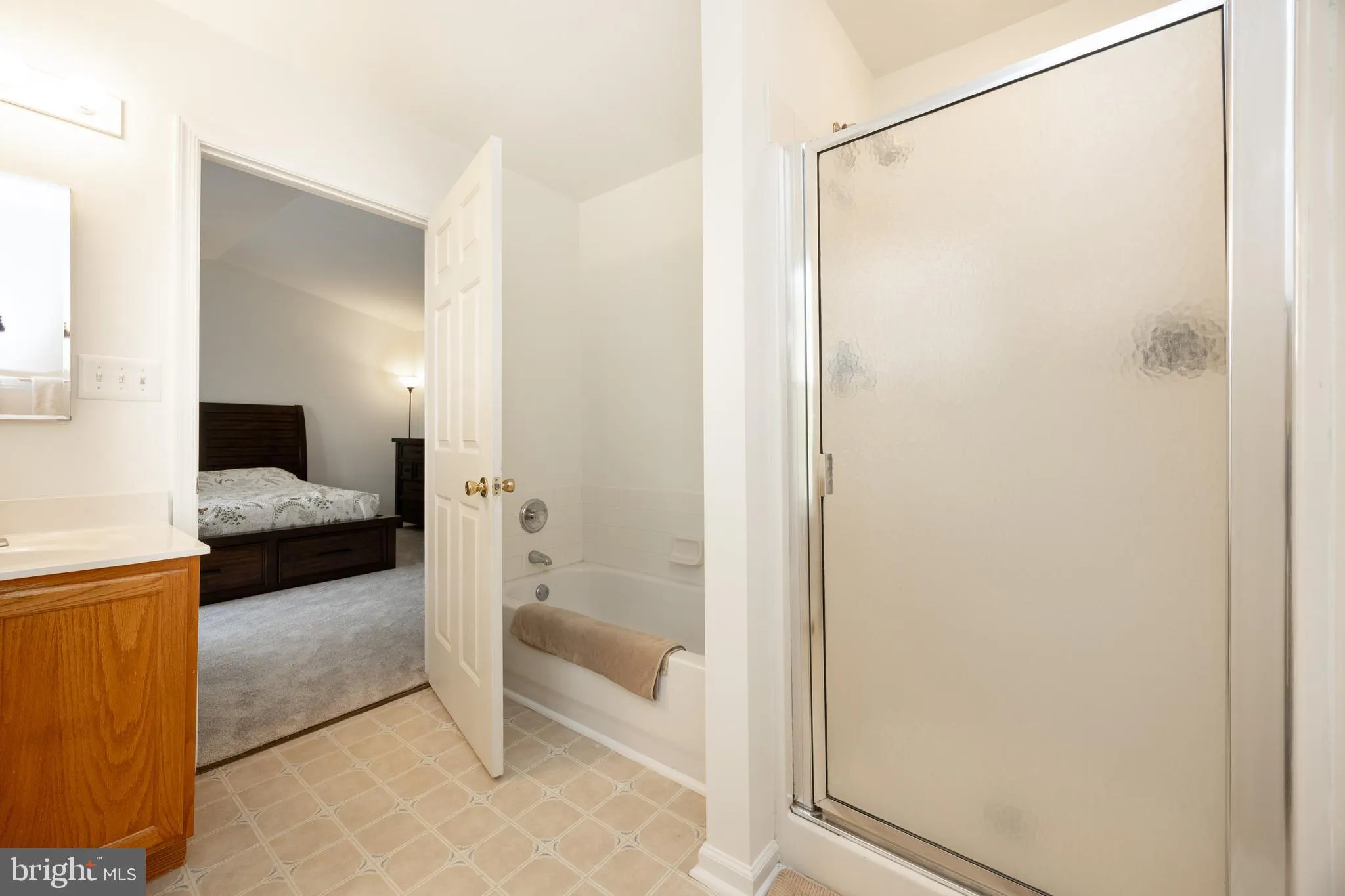 Collegeville, Pennsylvania 19426, United States, 3 Bedrooms Bedrooms, ,3 BathroomsBathrooms,Residential,Active,210662