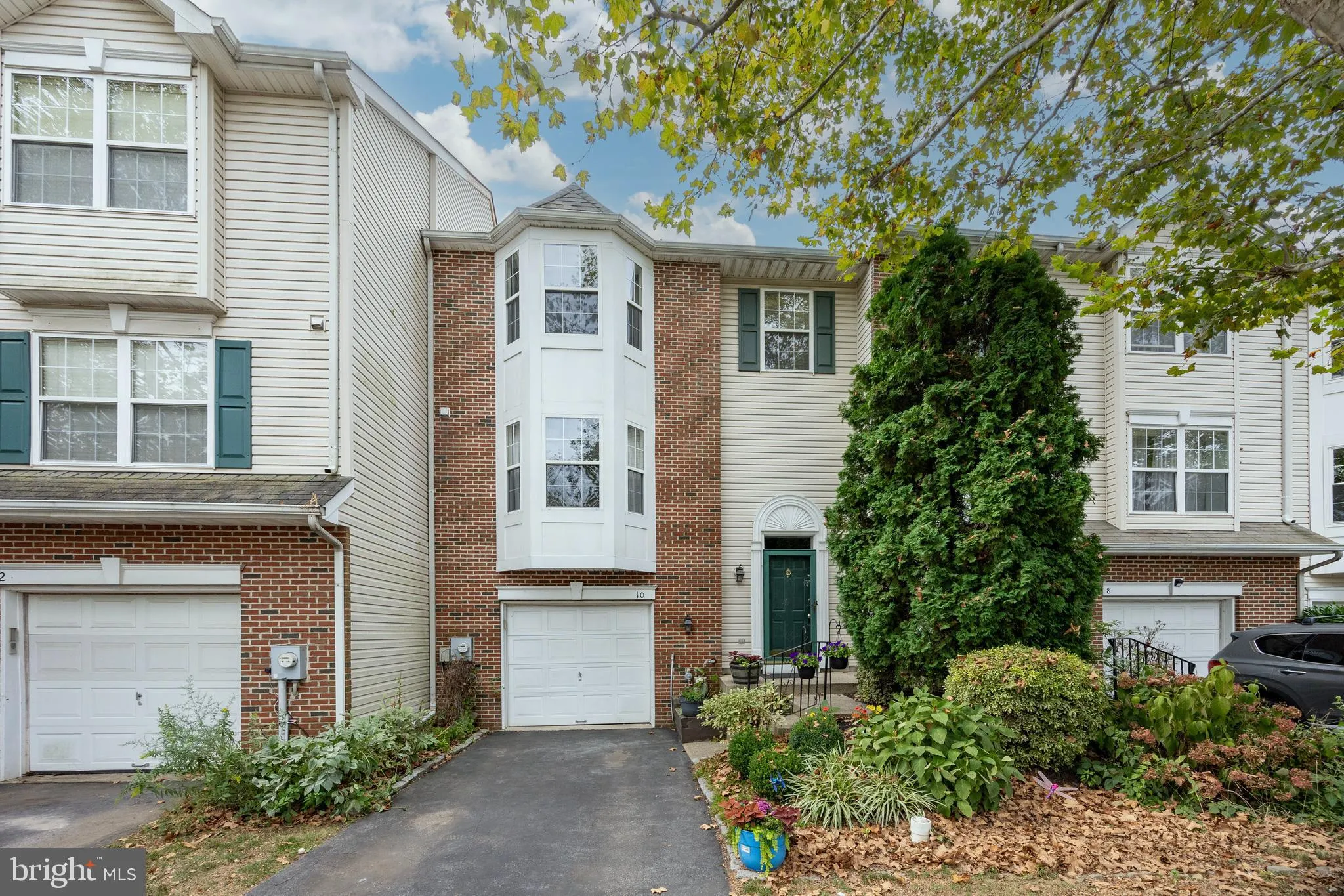 Collegeville, Pennsylvania 19426, United States, 3 Bedrooms Bedrooms, ,3 BathroomsBathrooms,Residential,Active,210662