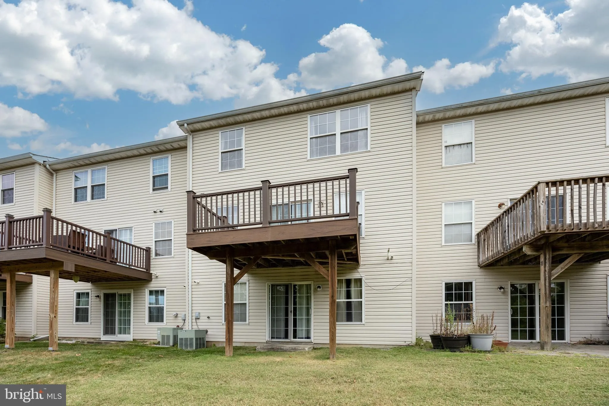 Collegeville, Pennsylvania 19426, United States, 3 Bedrooms Bedrooms, ,3 BathroomsBathrooms,Residential,Active,210662