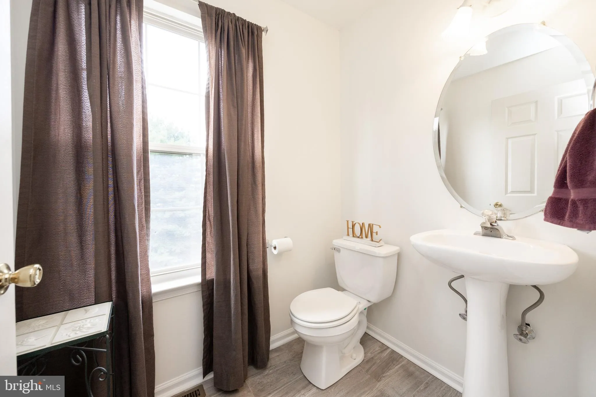 Collegeville, Pennsylvania 19426, United States, 3 Bedrooms Bedrooms, ,3 BathroomsBathrooms,Residential,Active,210662