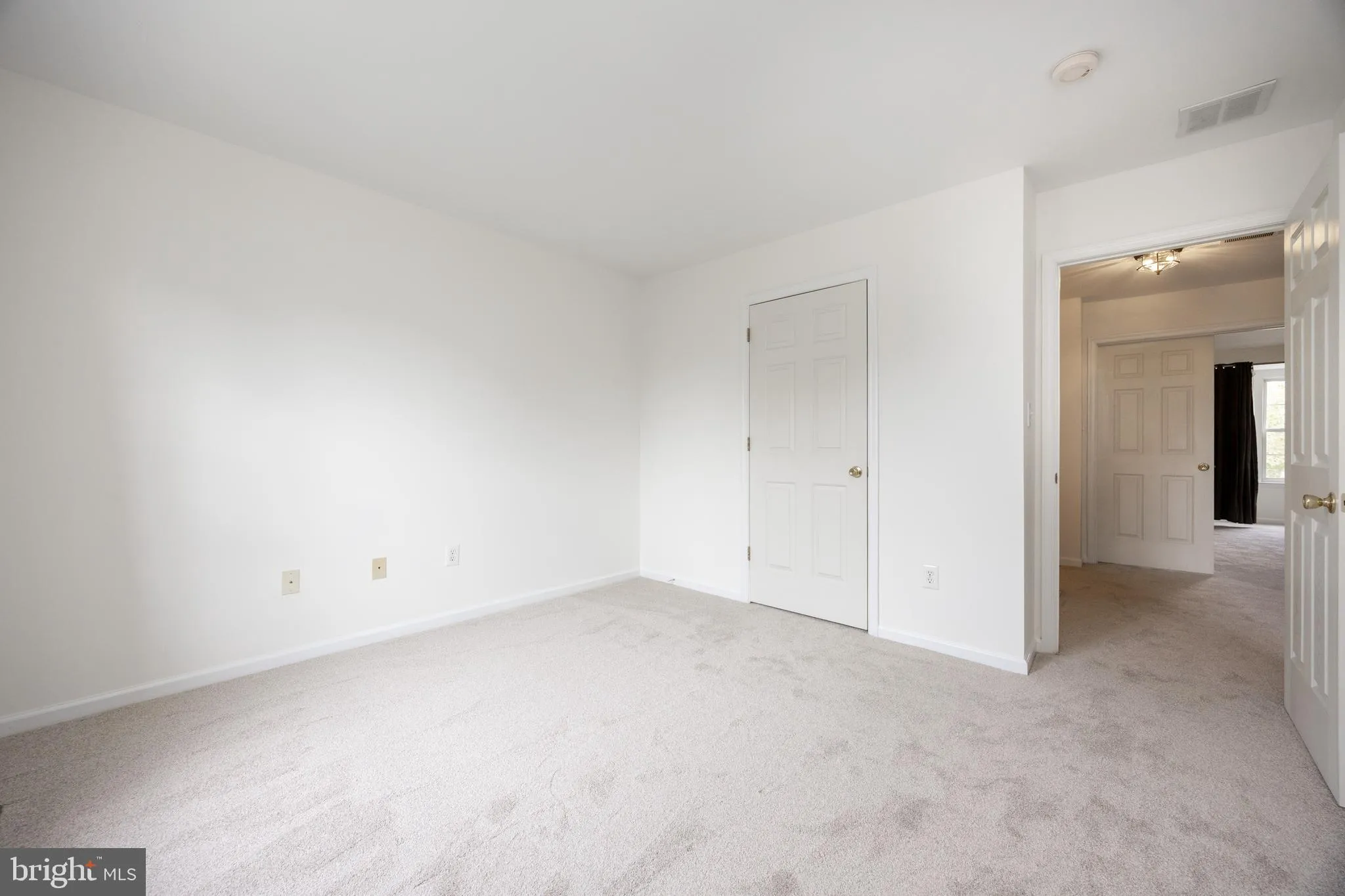 Collegeville, Pennsylvania 19426, United States, 3 Bedrooms Bedrooms, ,3 BathroomsBathrooms,Residential,Active,210662