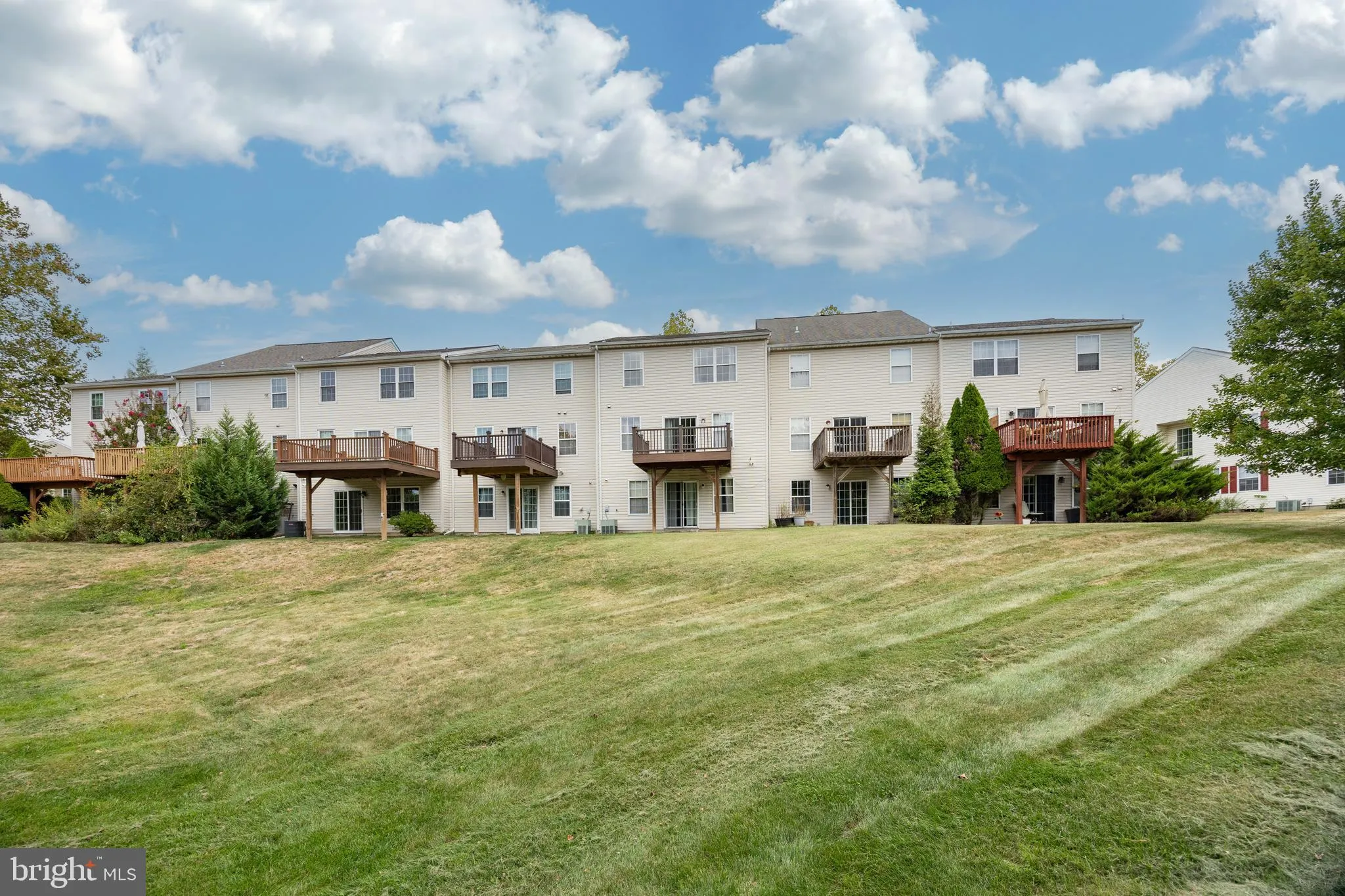 Collegeville, Pennsylvania 19426, United States, 3 Bedrooms Bedrooms, ,3 BathroomsBathrooms,Residential,Active,210662