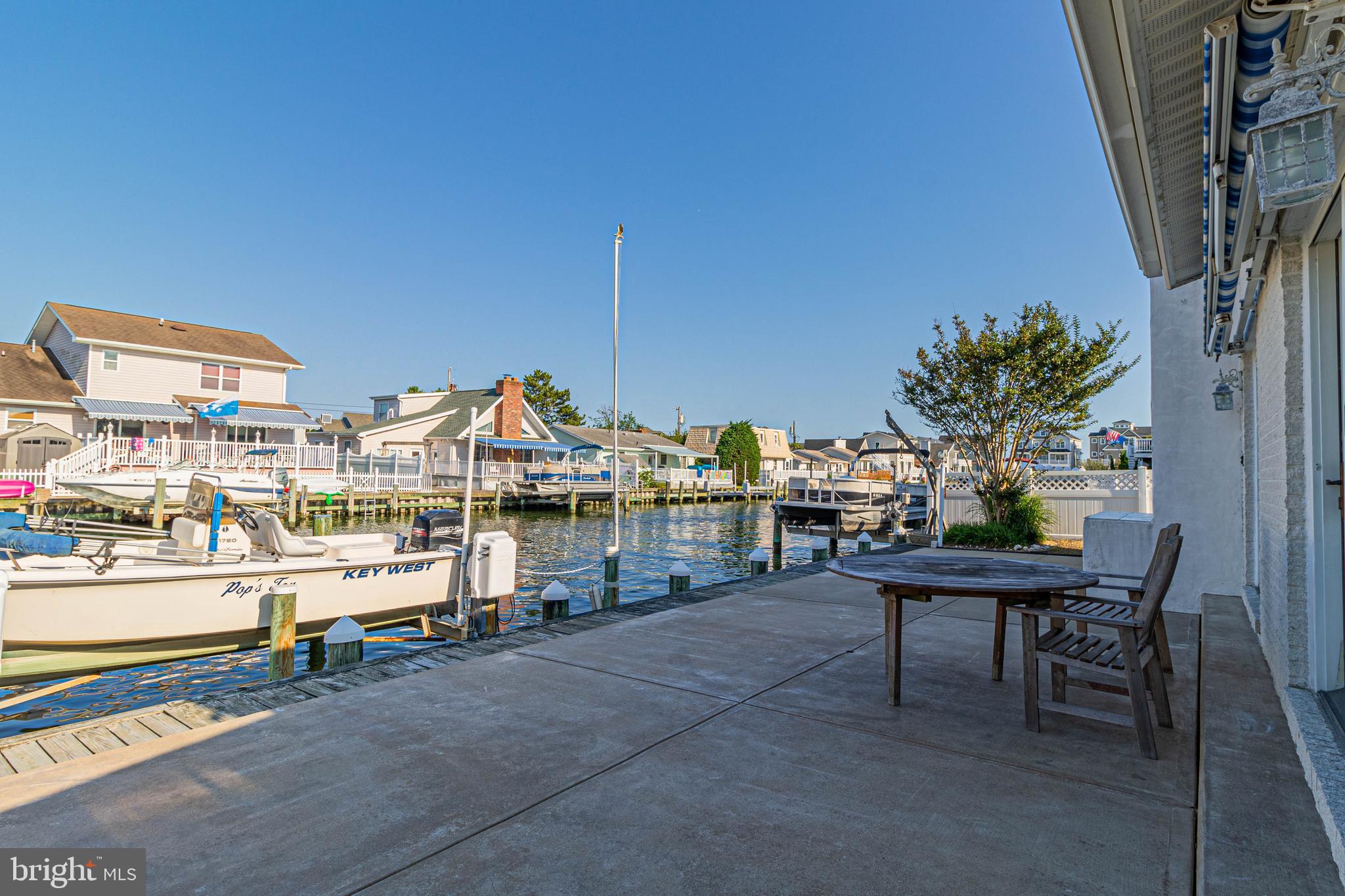 CAINE KEYS II EXT - Residential