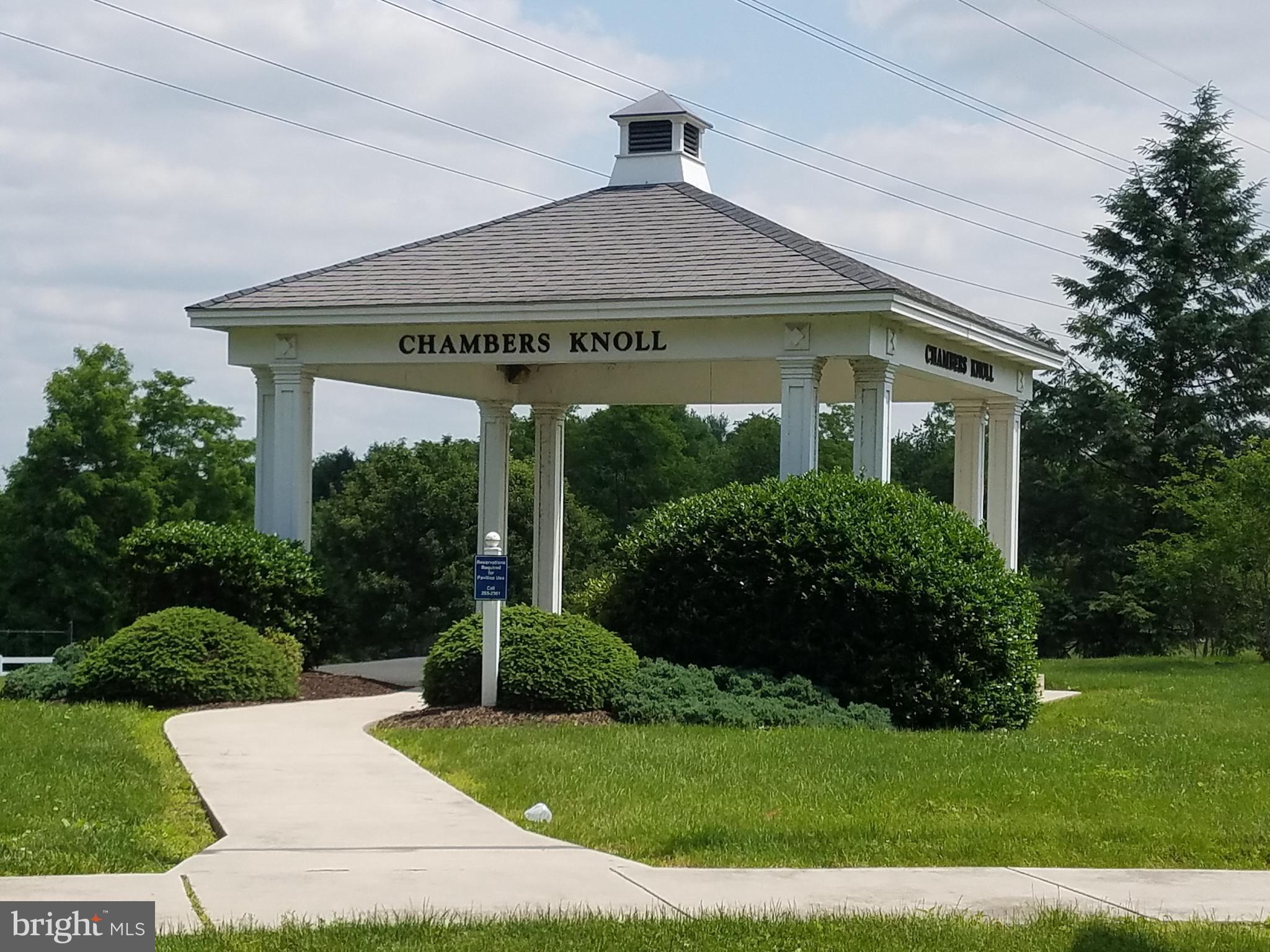 CHAMBERS KNOLL - Residential