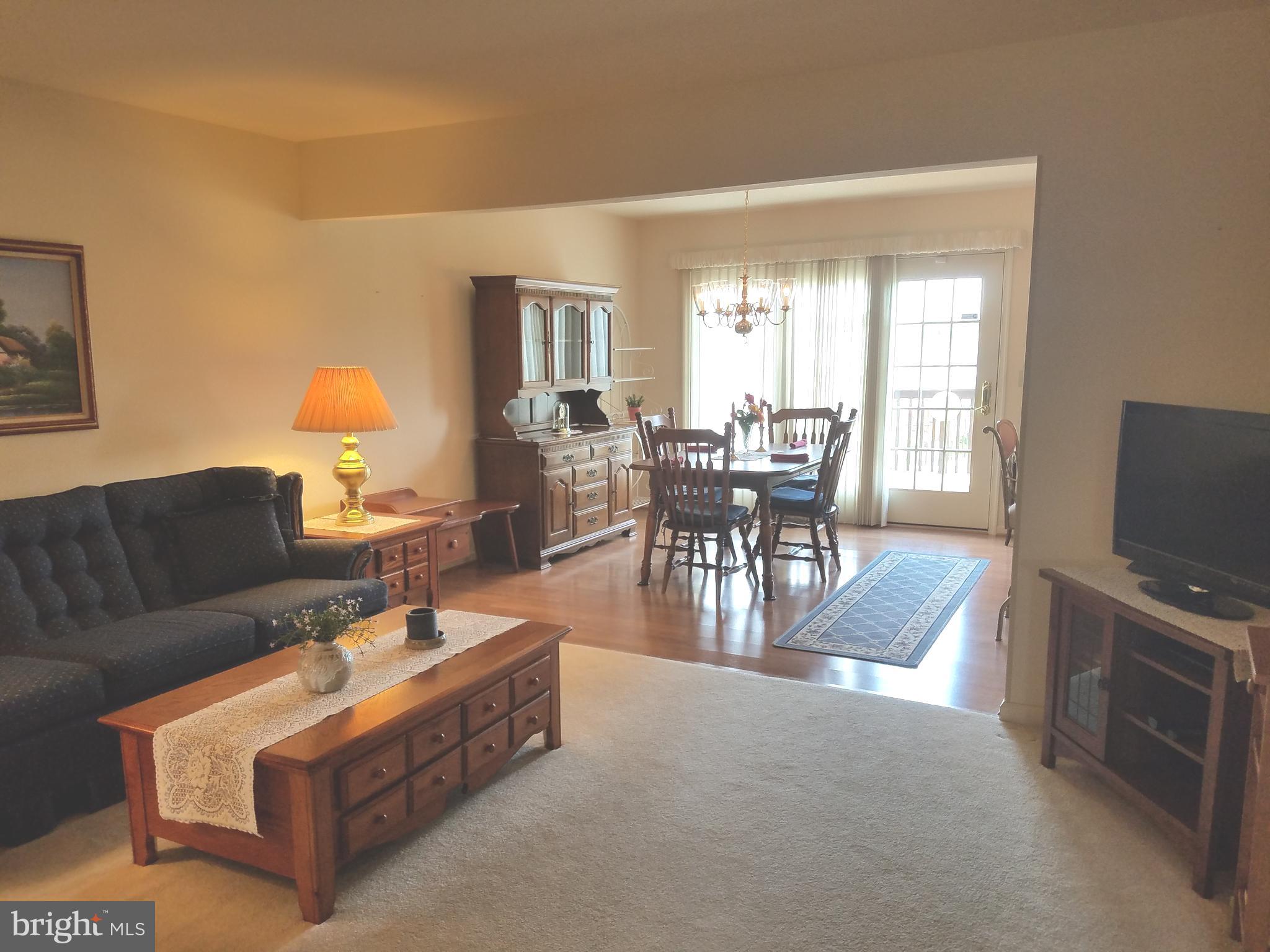 CHAMBERS KNOLL - Residential