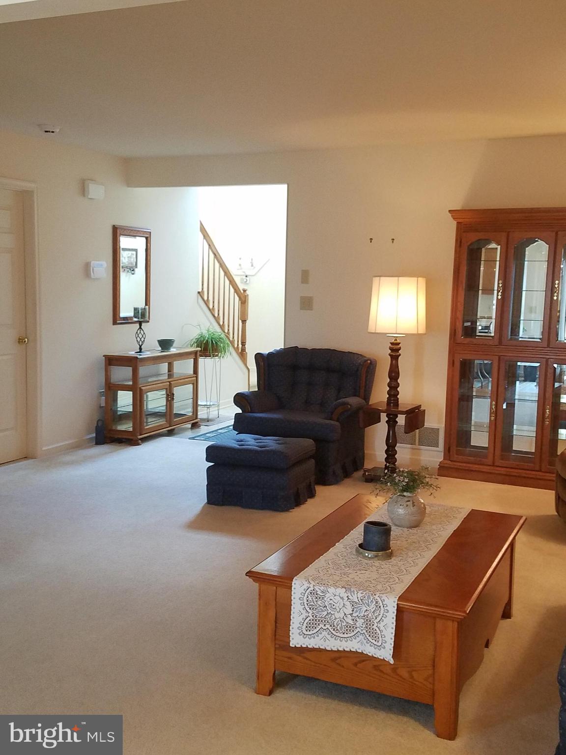 CHAMBERS KNOLL - Residential