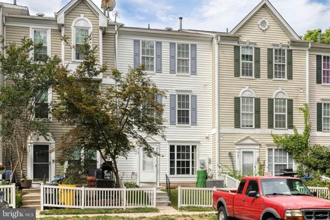 Photo of 719 Gnome Court, GLEN BURNIE, MD 21061 (MLS # MDAA2149116)